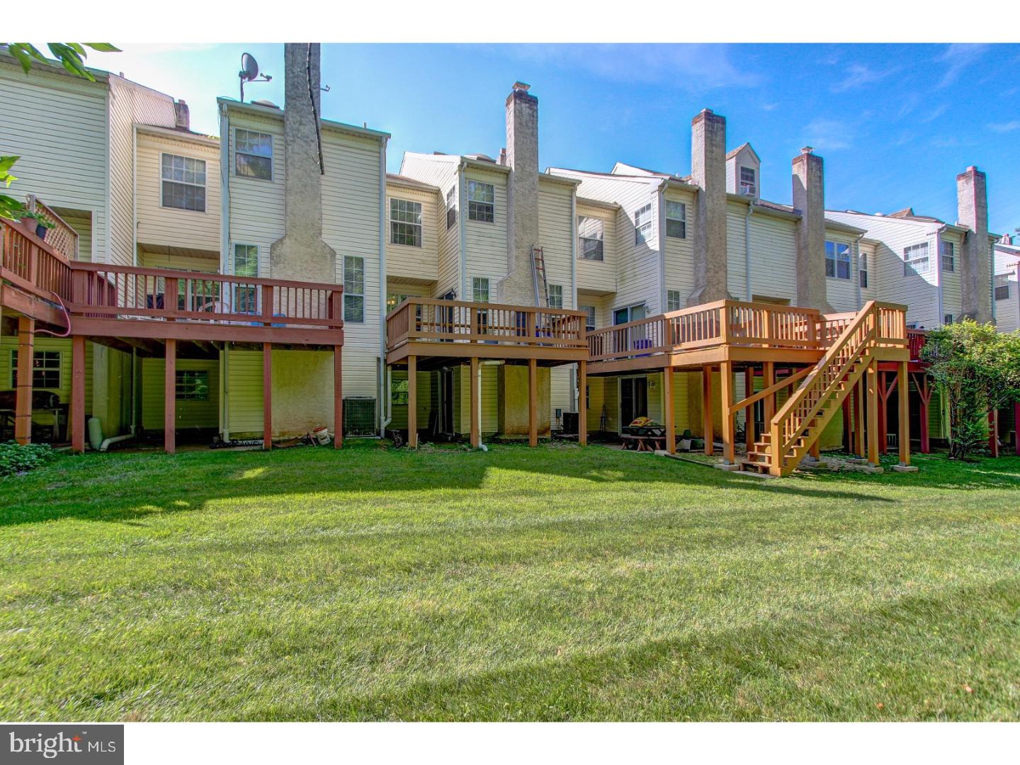 REGENTS PARK - Residential