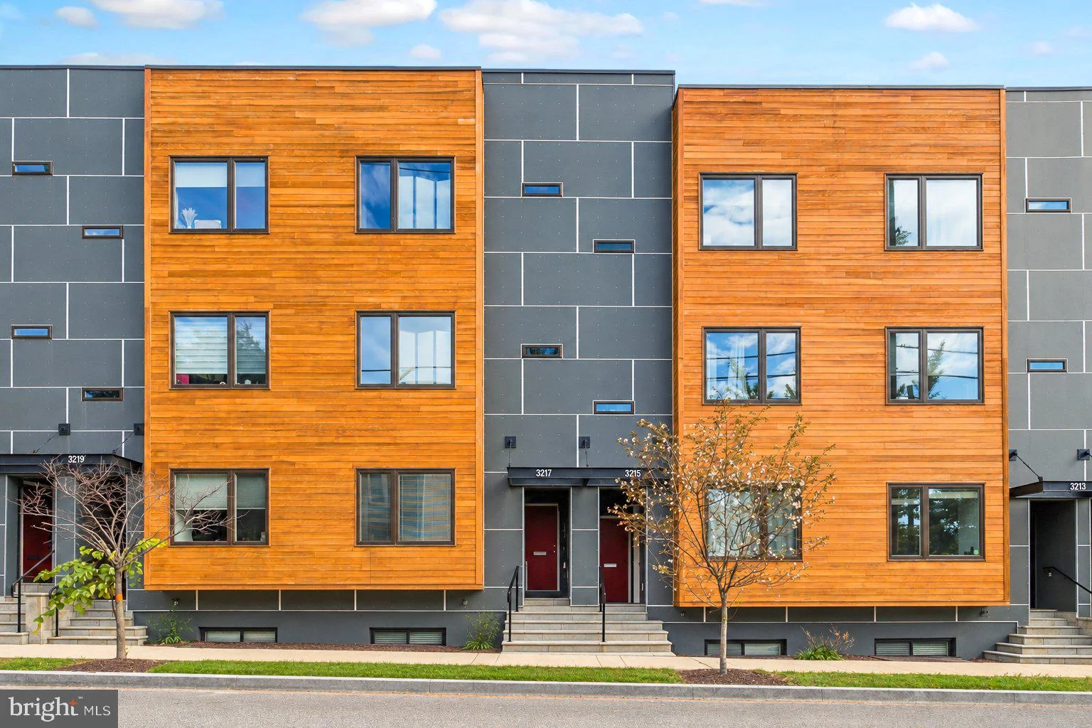 3217 12th Street NE Unit 101