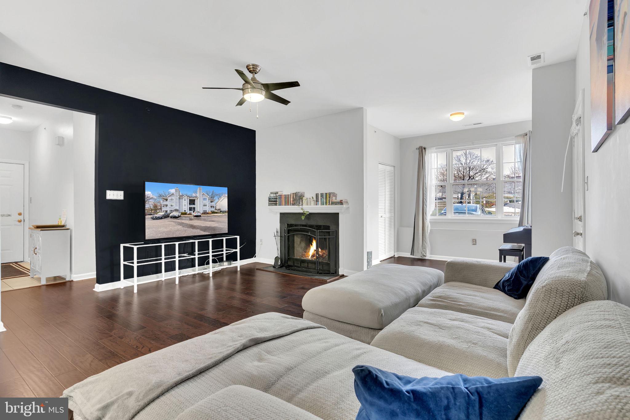 LIONS GATE - Residential