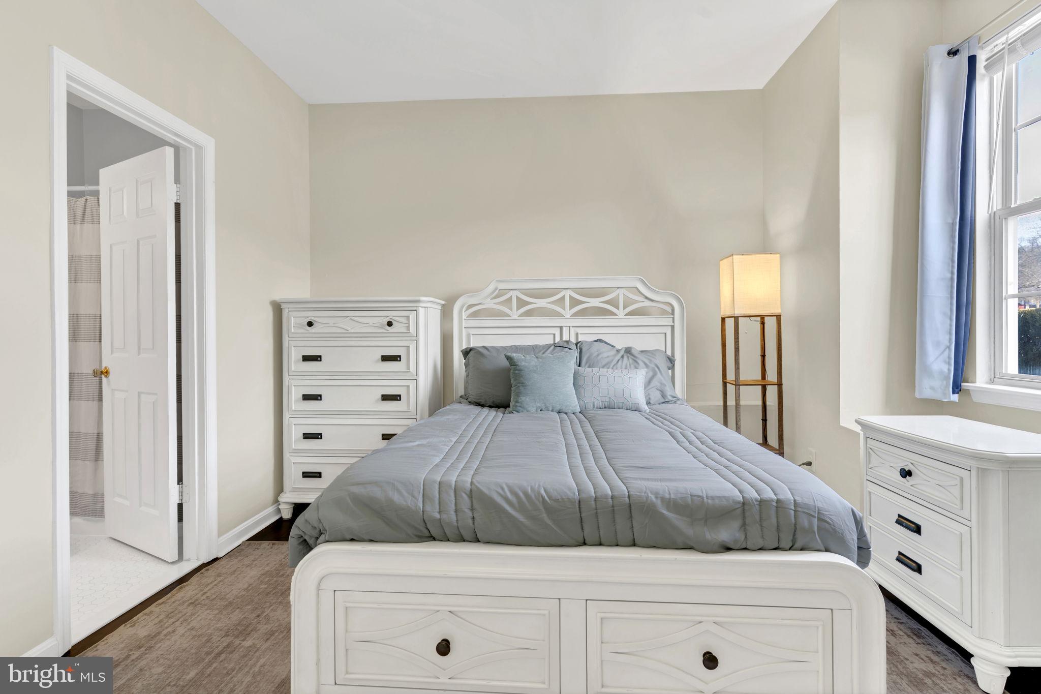 LIONS GATE - Residential