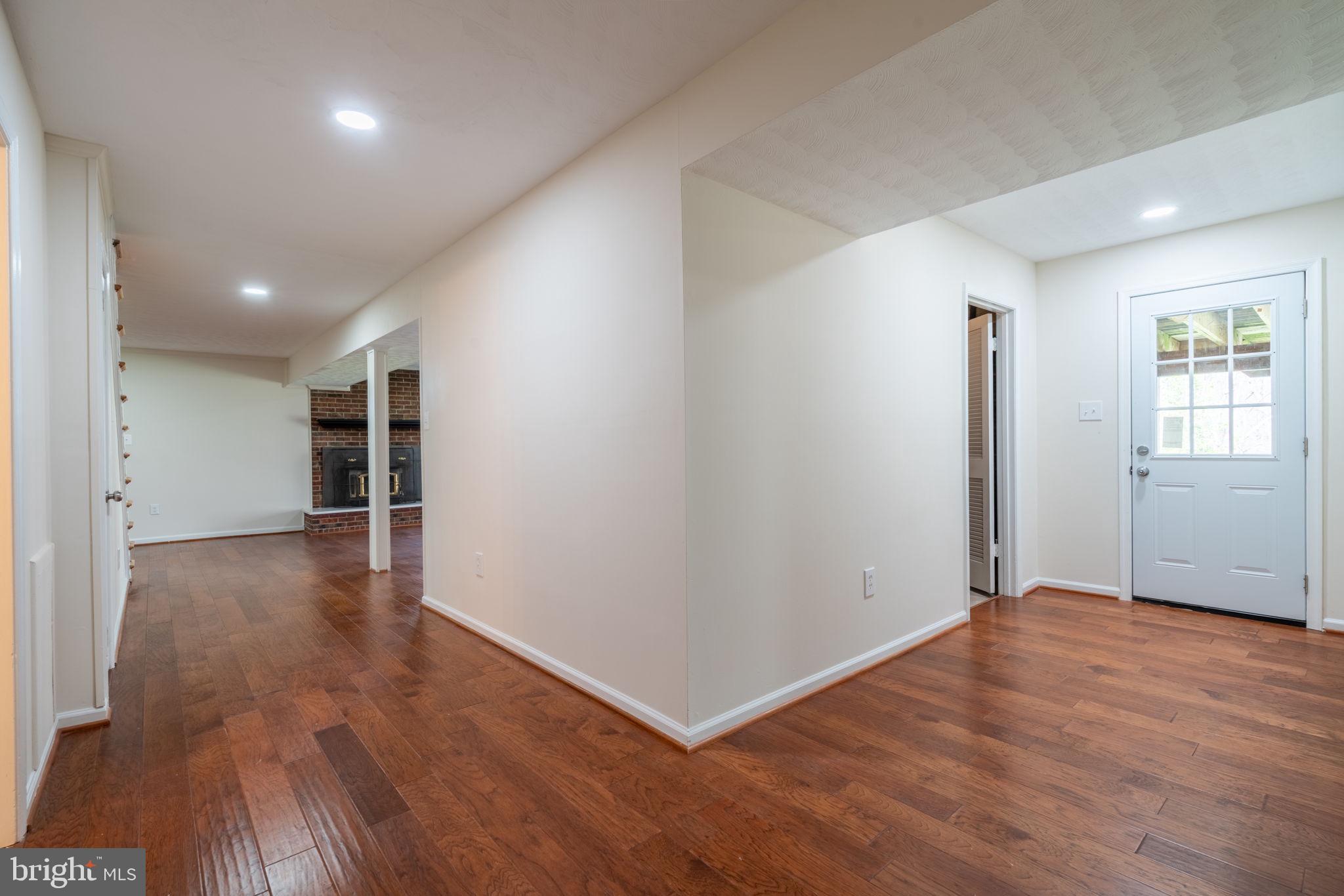 MANTUA HILLS - Residential