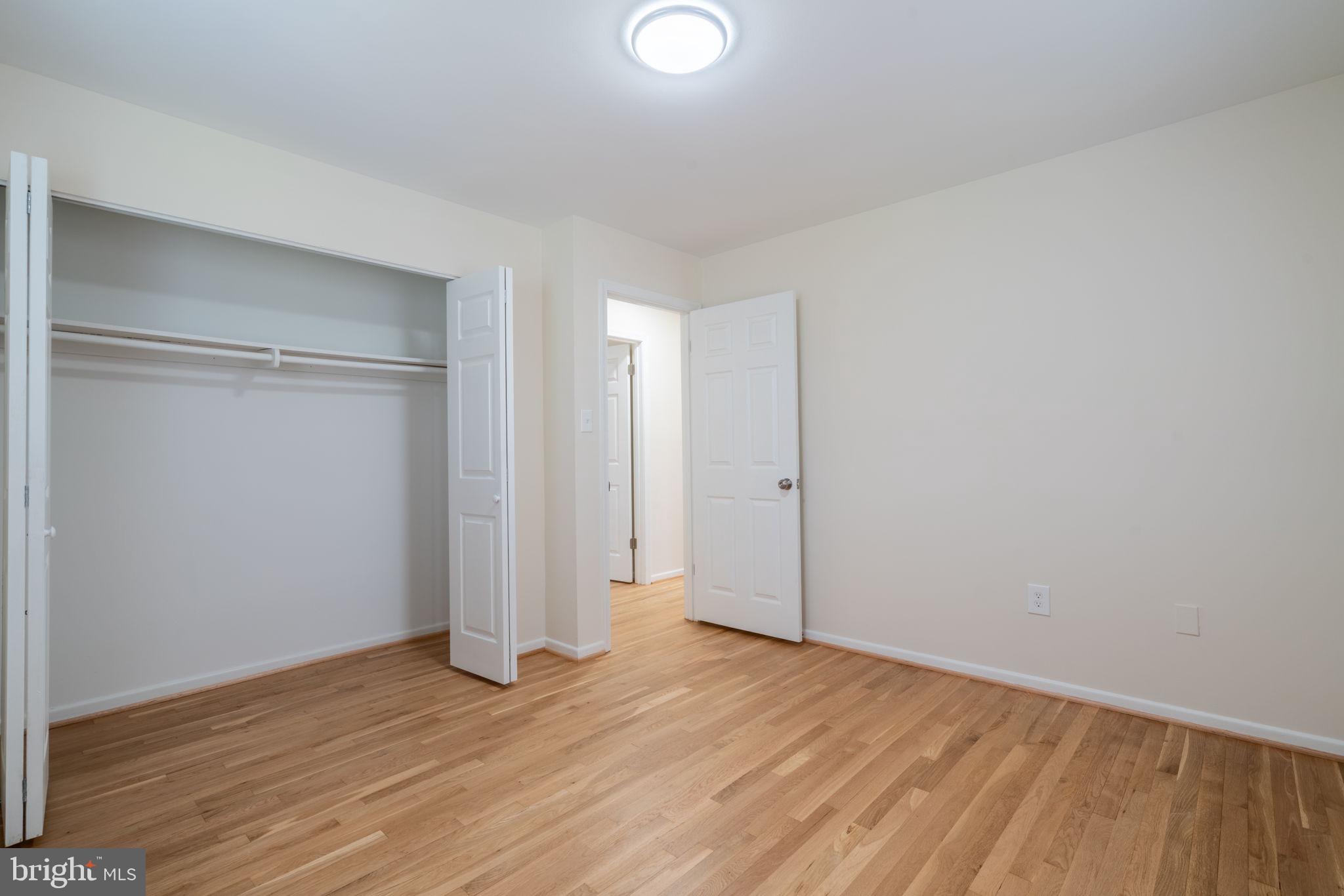 MANTUA HILLS - Residential