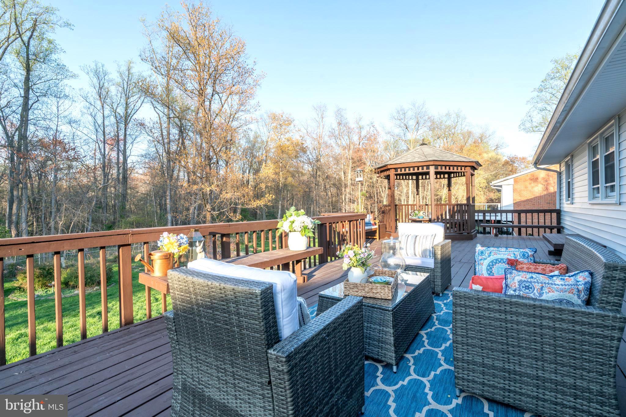 MANTUA HILLS - Residential