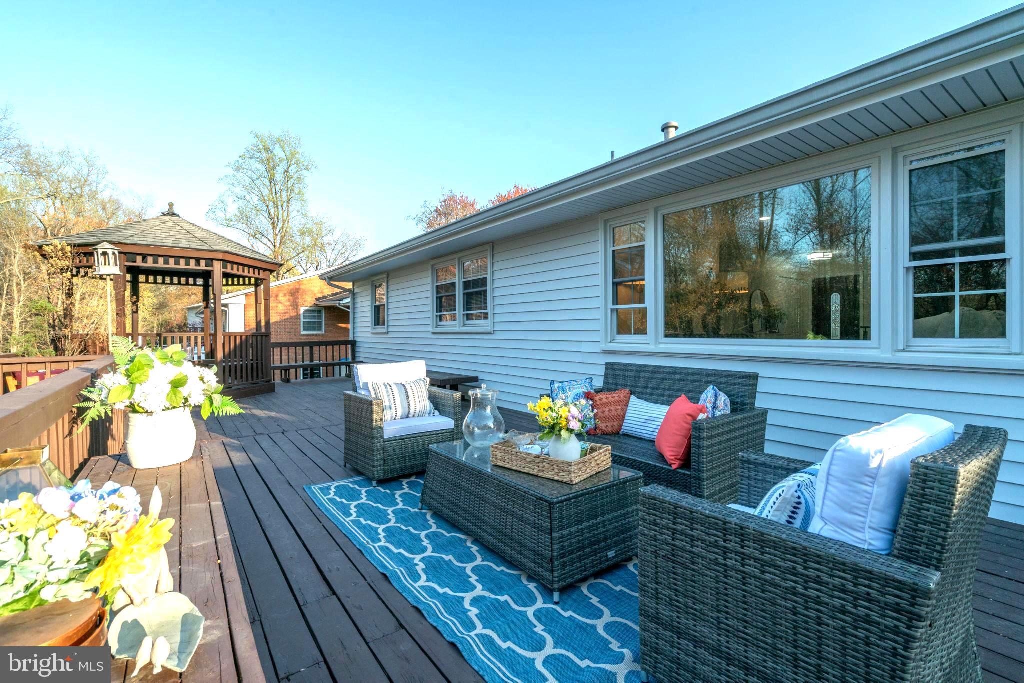 MANTUA HILLS - Residential