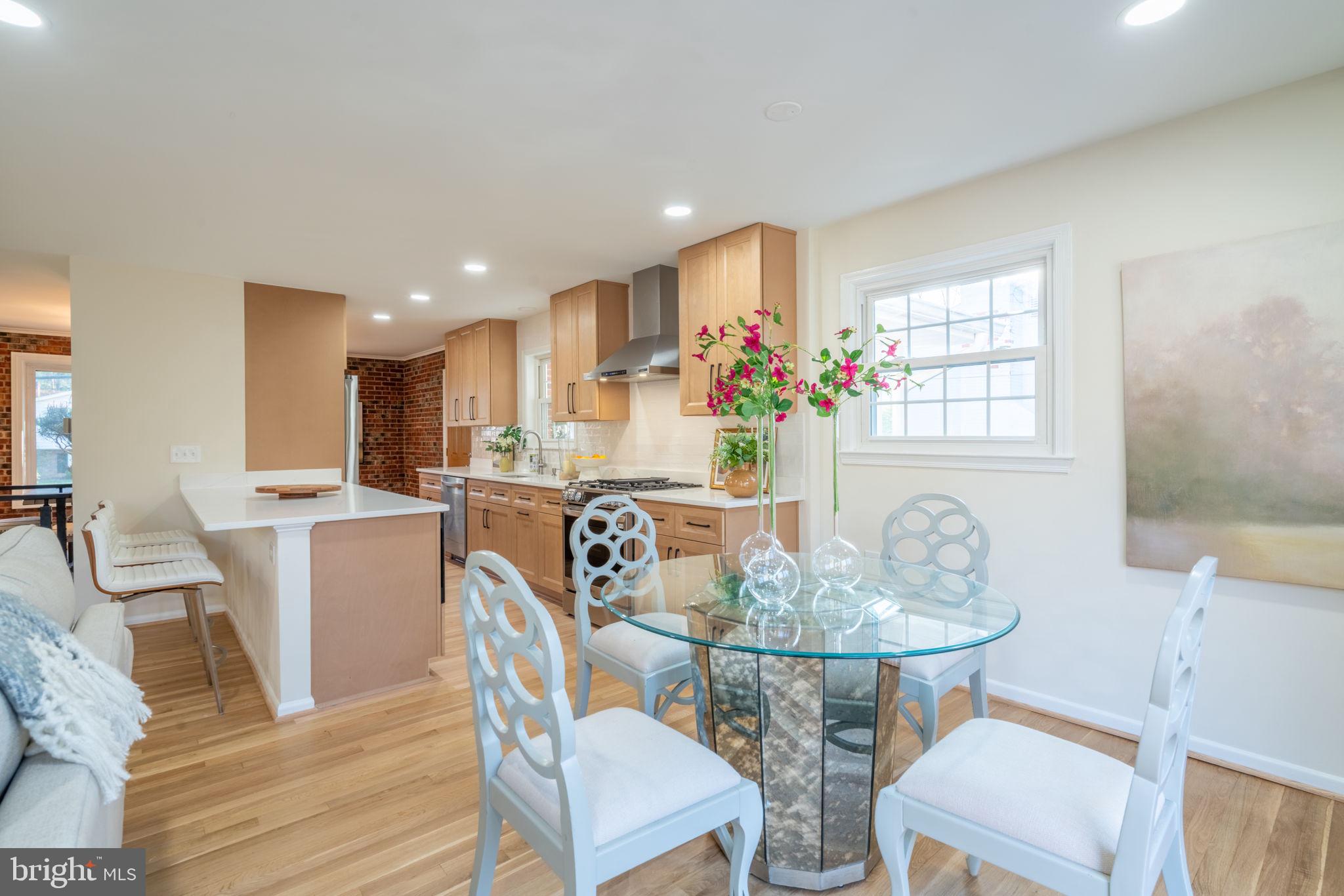 MANTUA HILLS - Residential