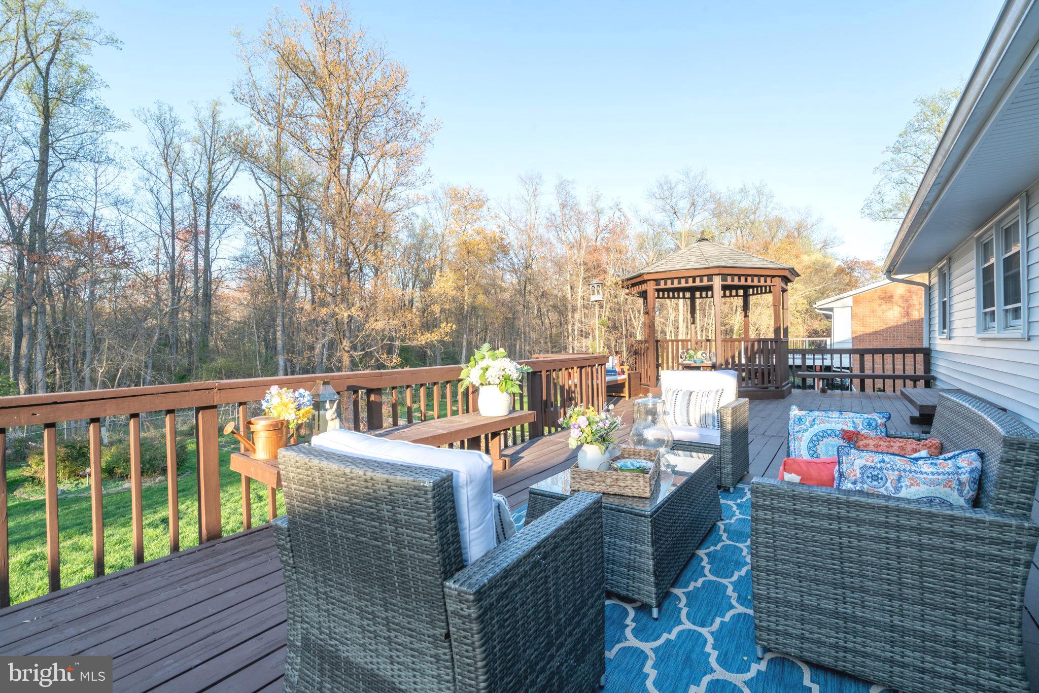 MANTUA HILLS - Residential