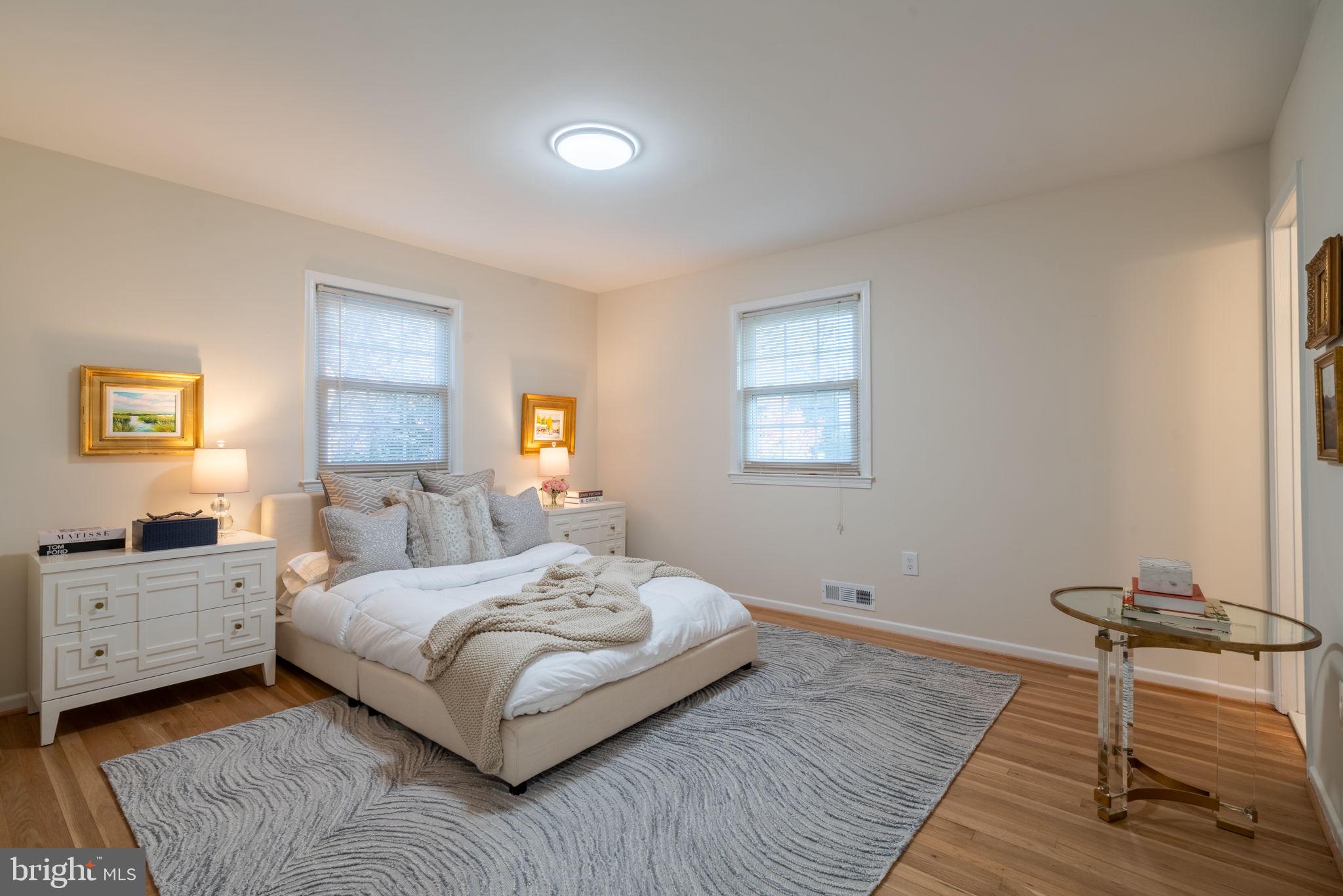 MANTUA HILLS - Residential