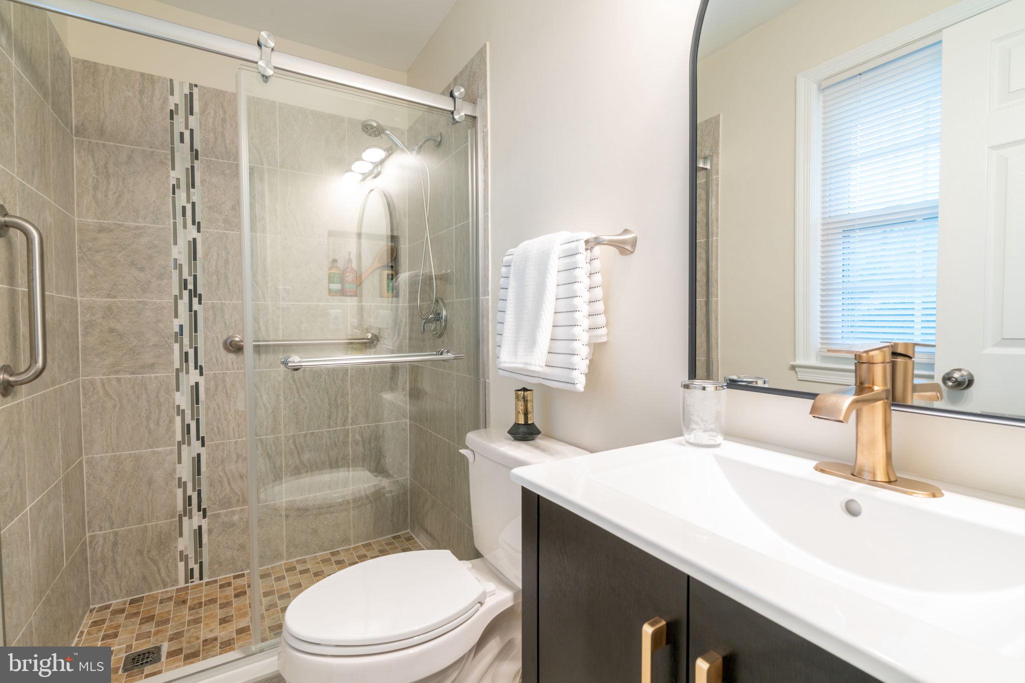 MANTUA HILLS - Residential