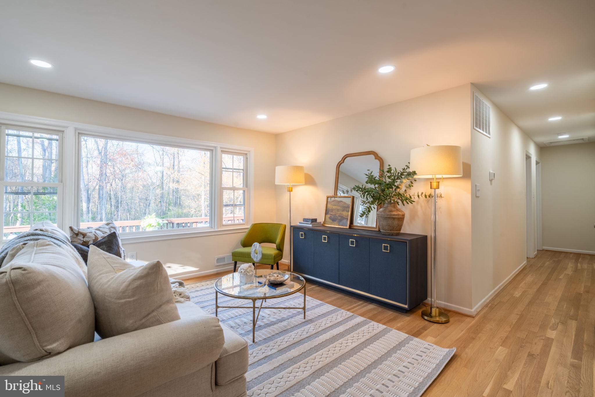 MANTUA HILLS - Residential