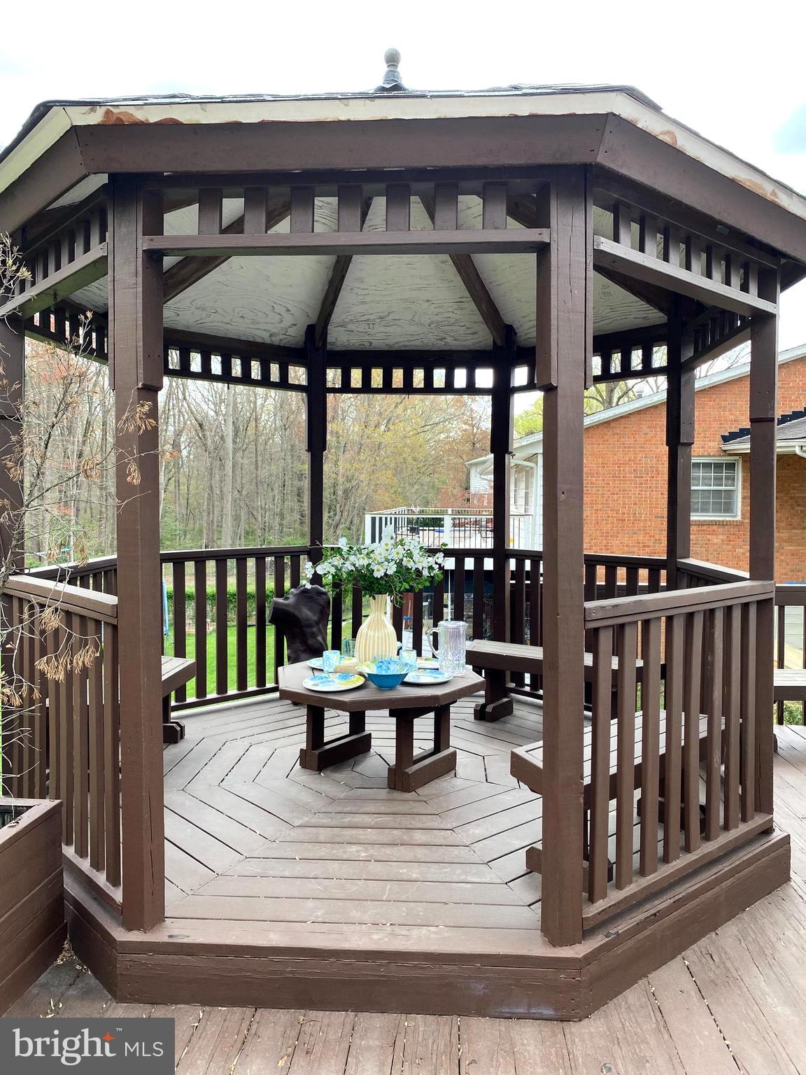 MANTUA HILLS - Residential