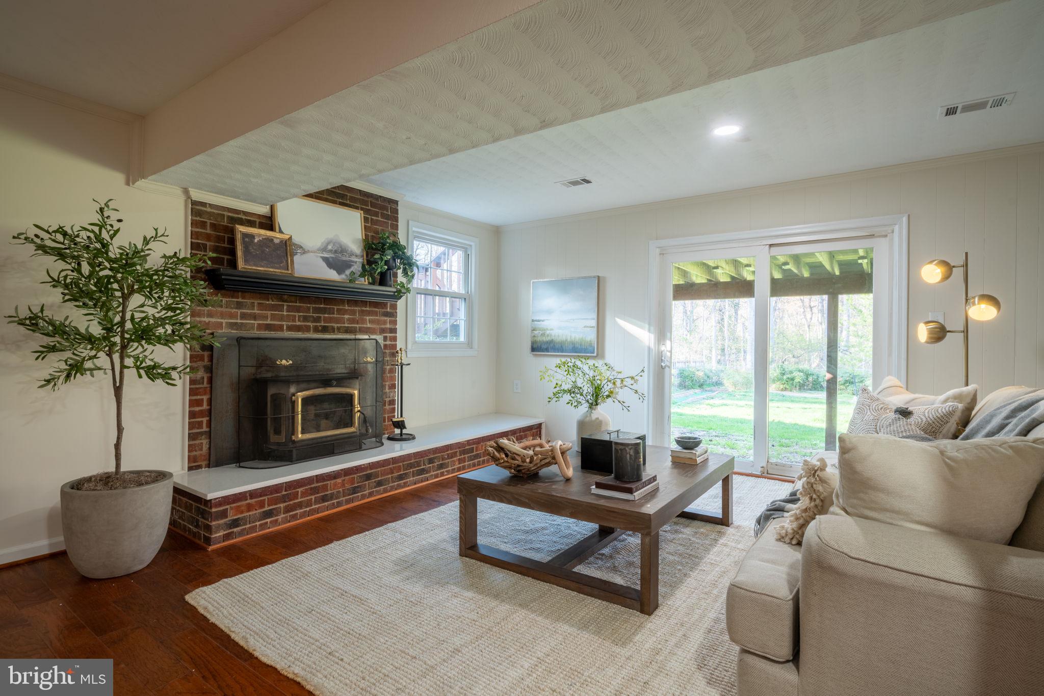 MANTUA HILLS - Residential