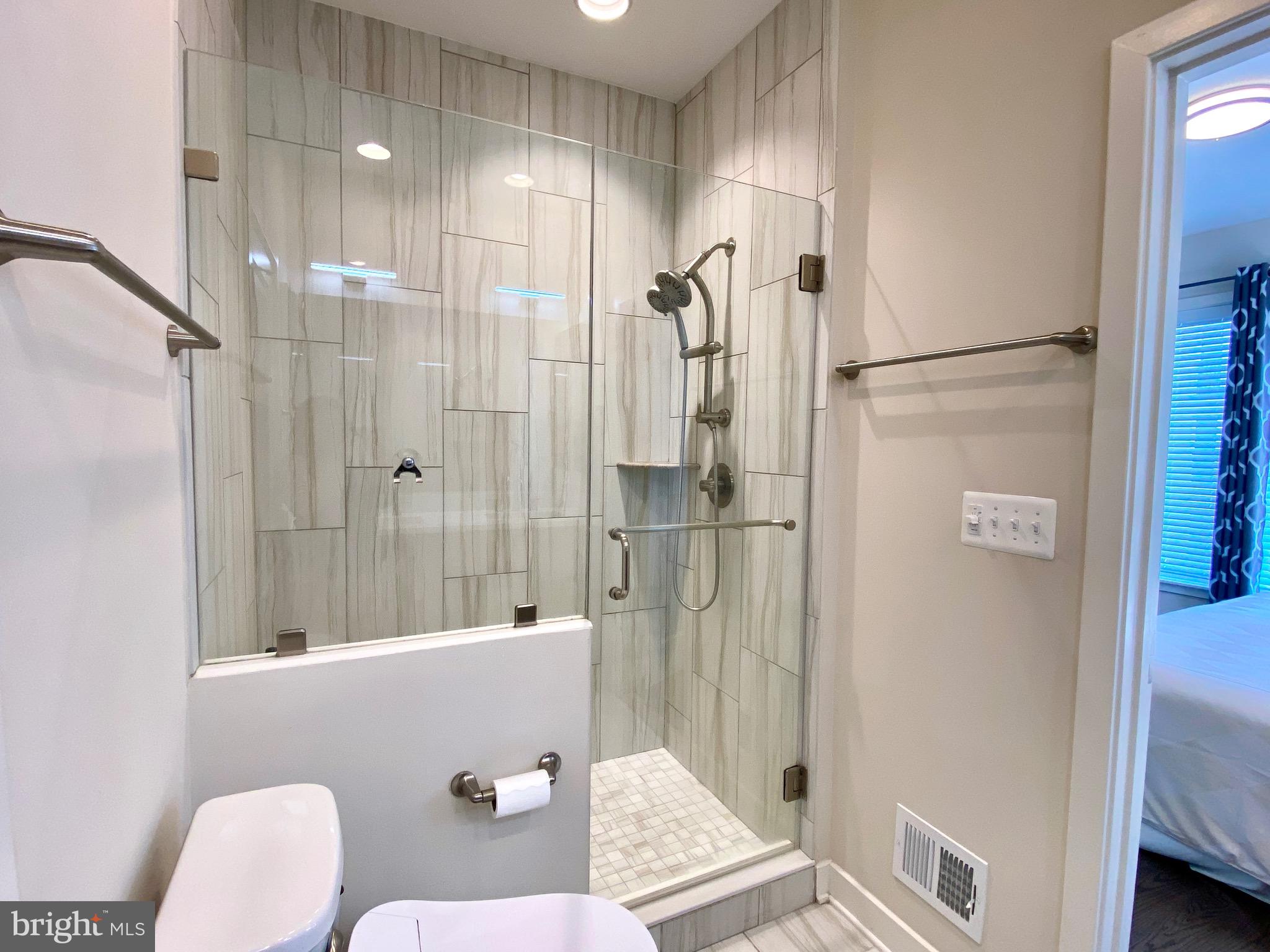 WESTSIDE AT SHADY GROVE METRO - Residential Lease