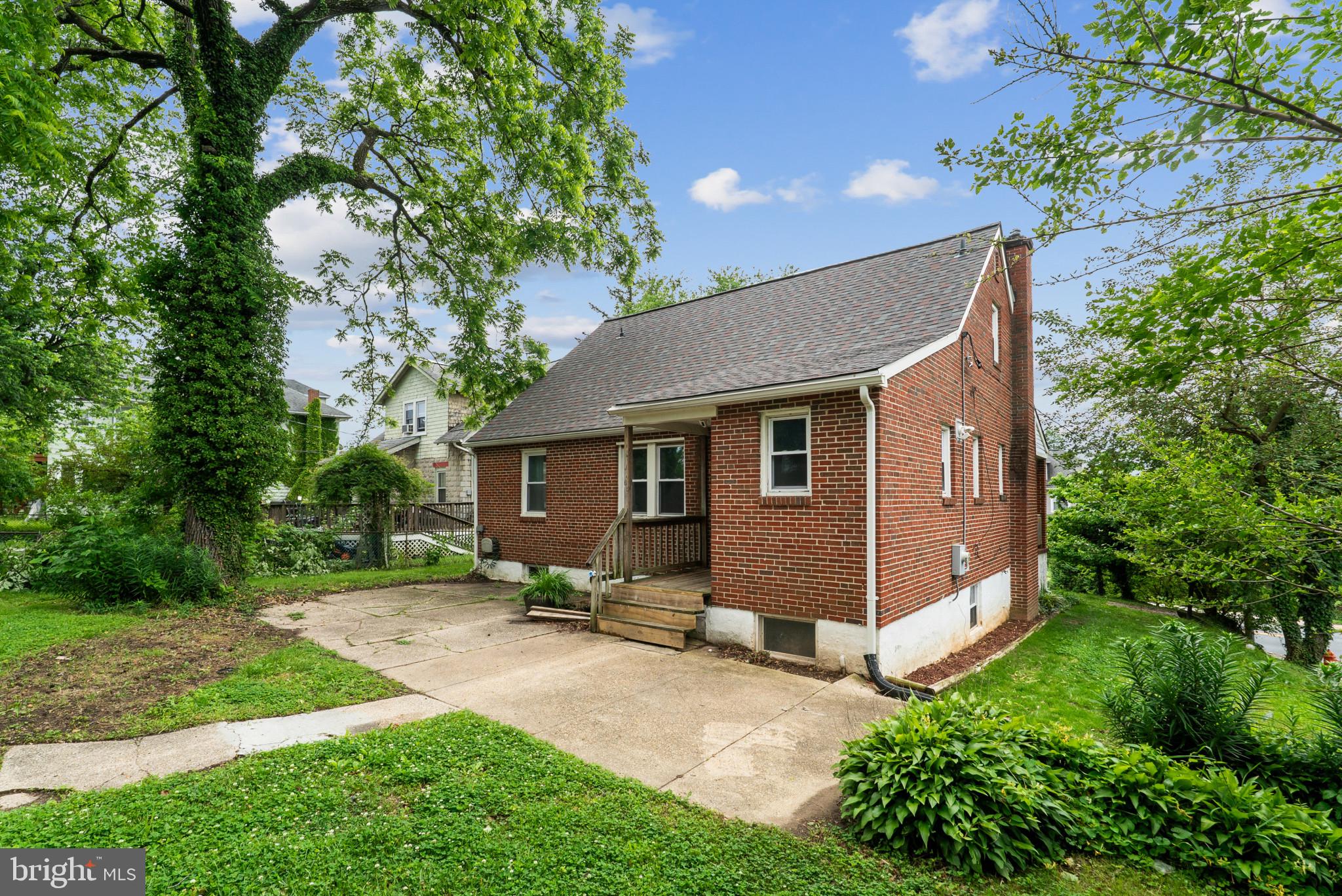 HAMILTON - Residential