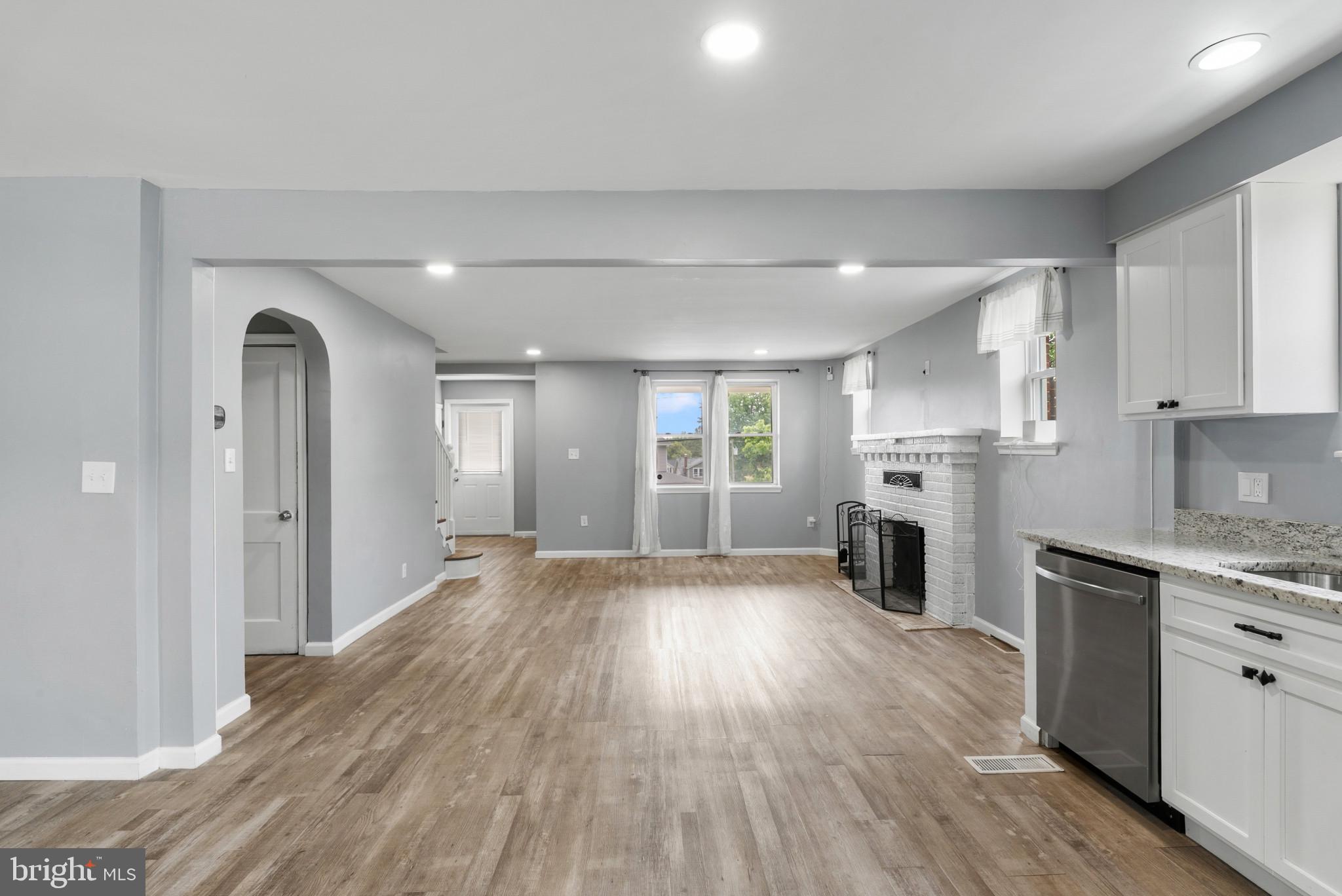 HAMILTON - Residential