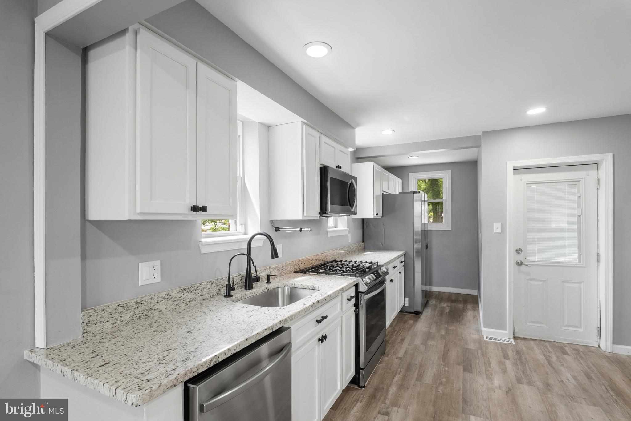 HAMILTON - Residential