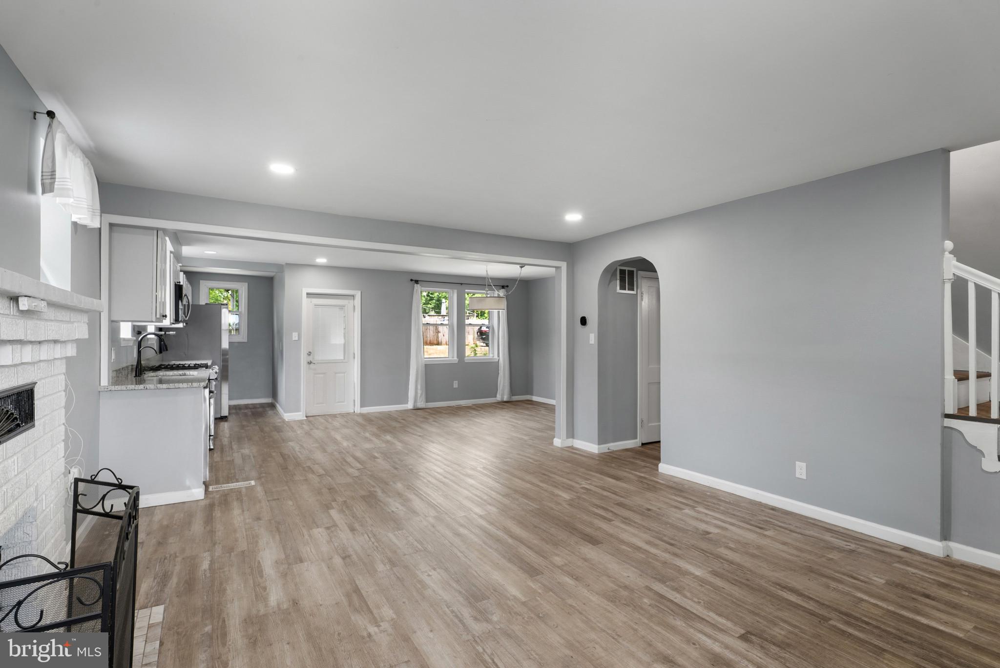 HAMILTON - Residential