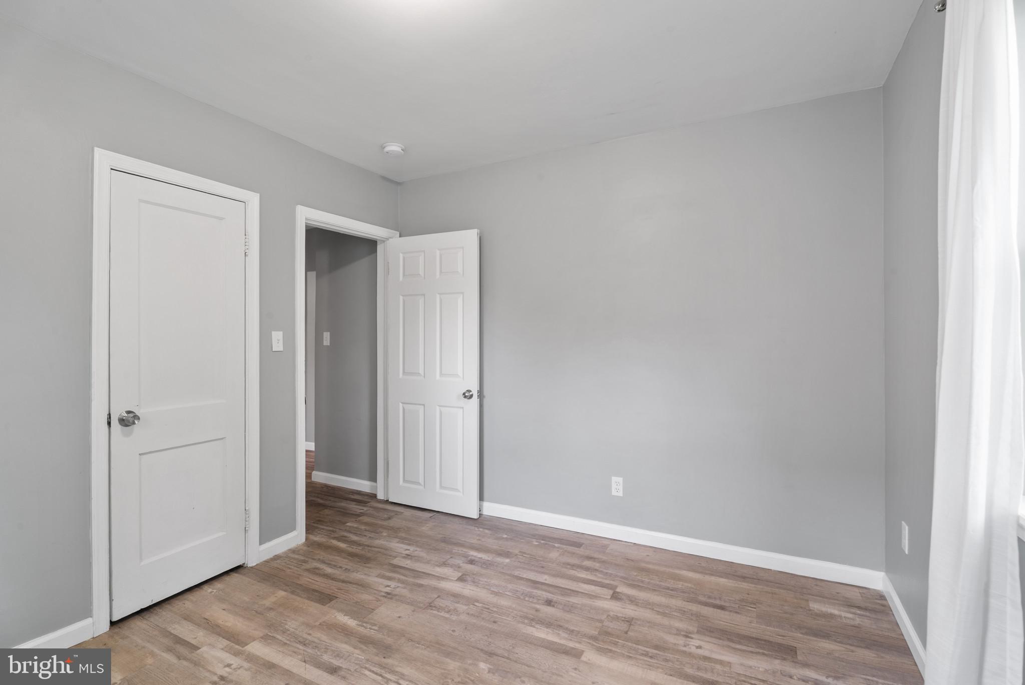 HAMILTON - Residential