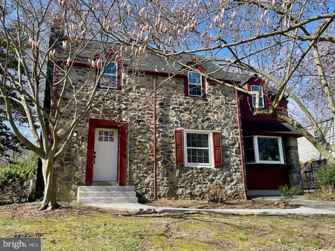 Photo of 712 Woodsdale Road, WILMINGTON, DE 19809 (MLS # DENC2104936)
