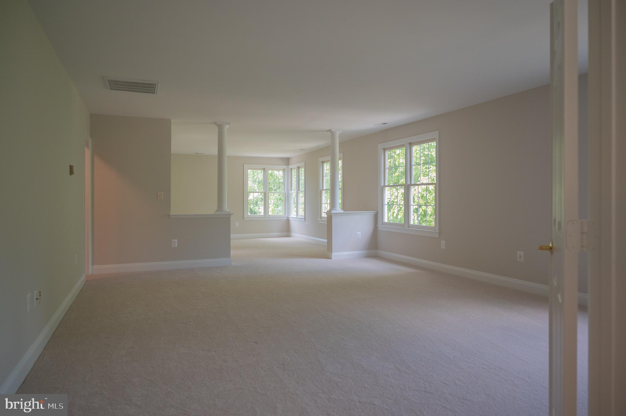 CASCADES ESTATES - Residential