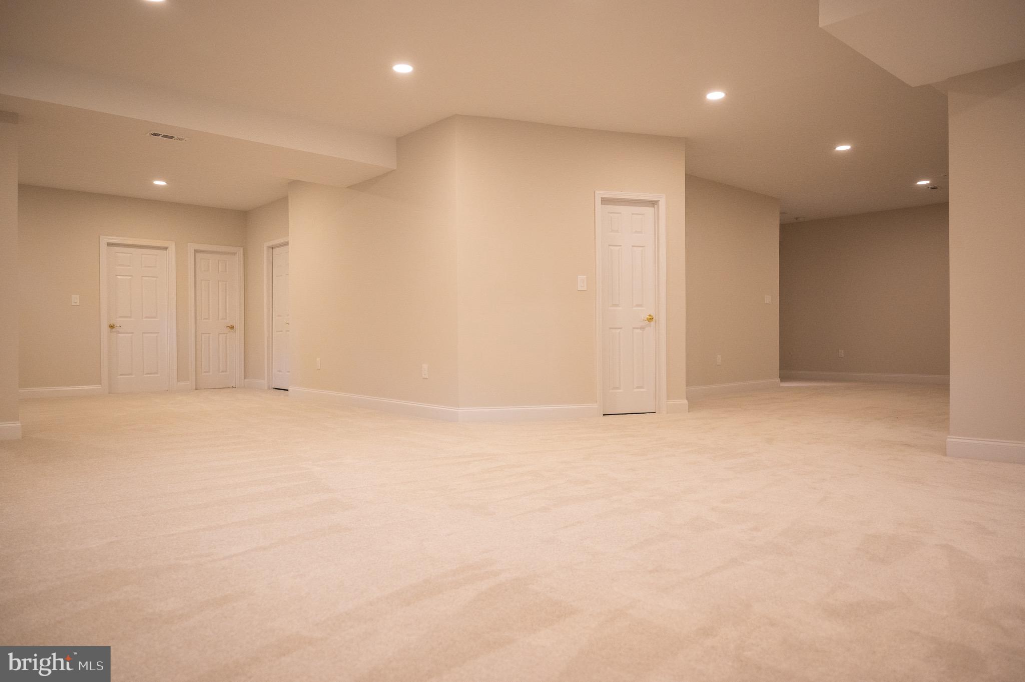 CASCADES ESTATES - Residential