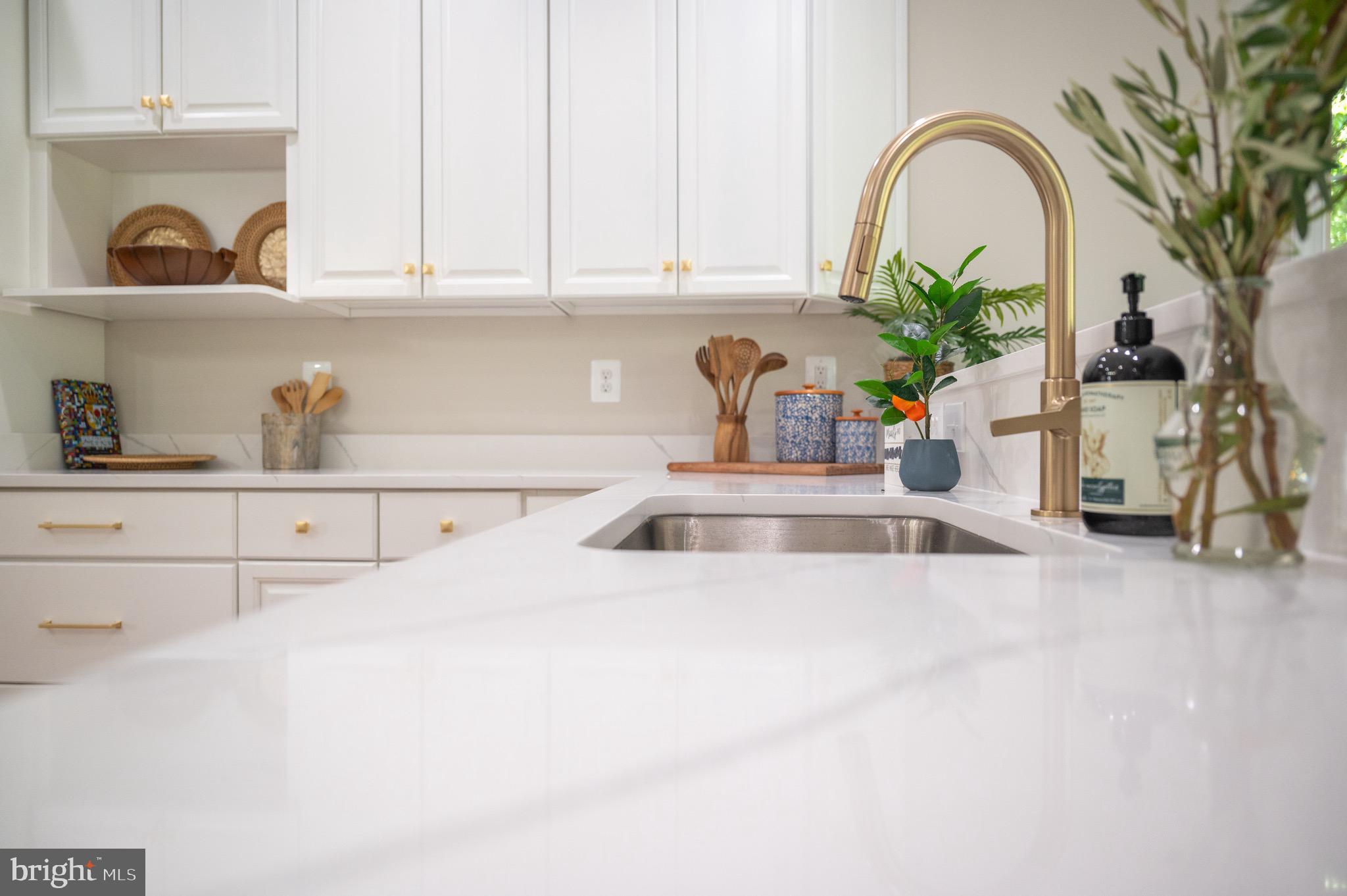 CASCADES ESTATES - Residential