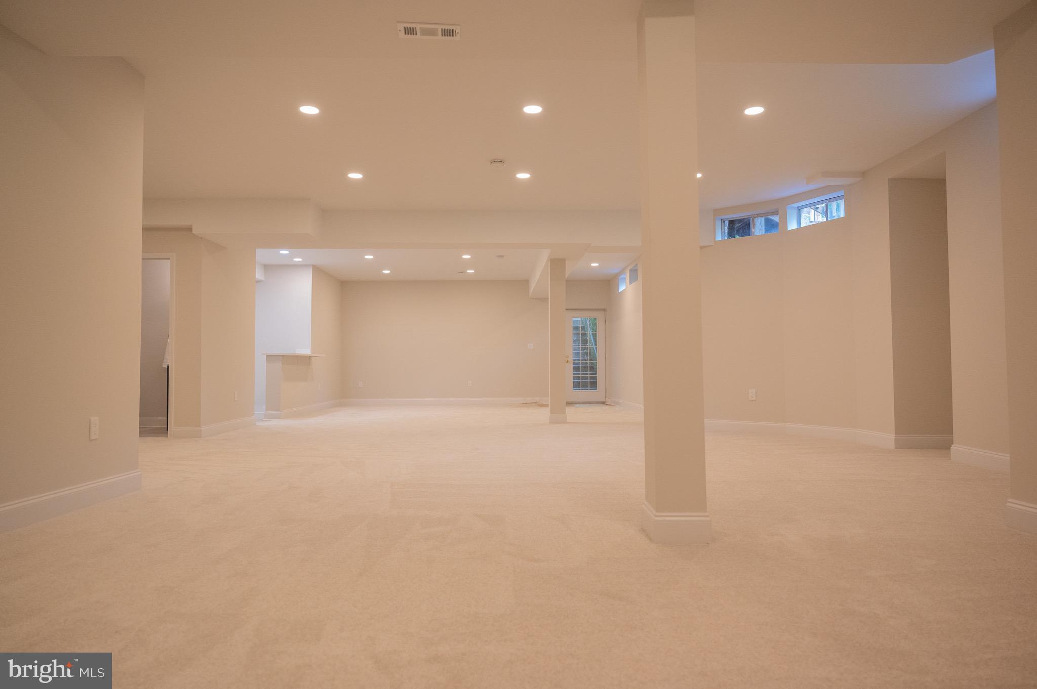 CASCADES ESTATES - Residential