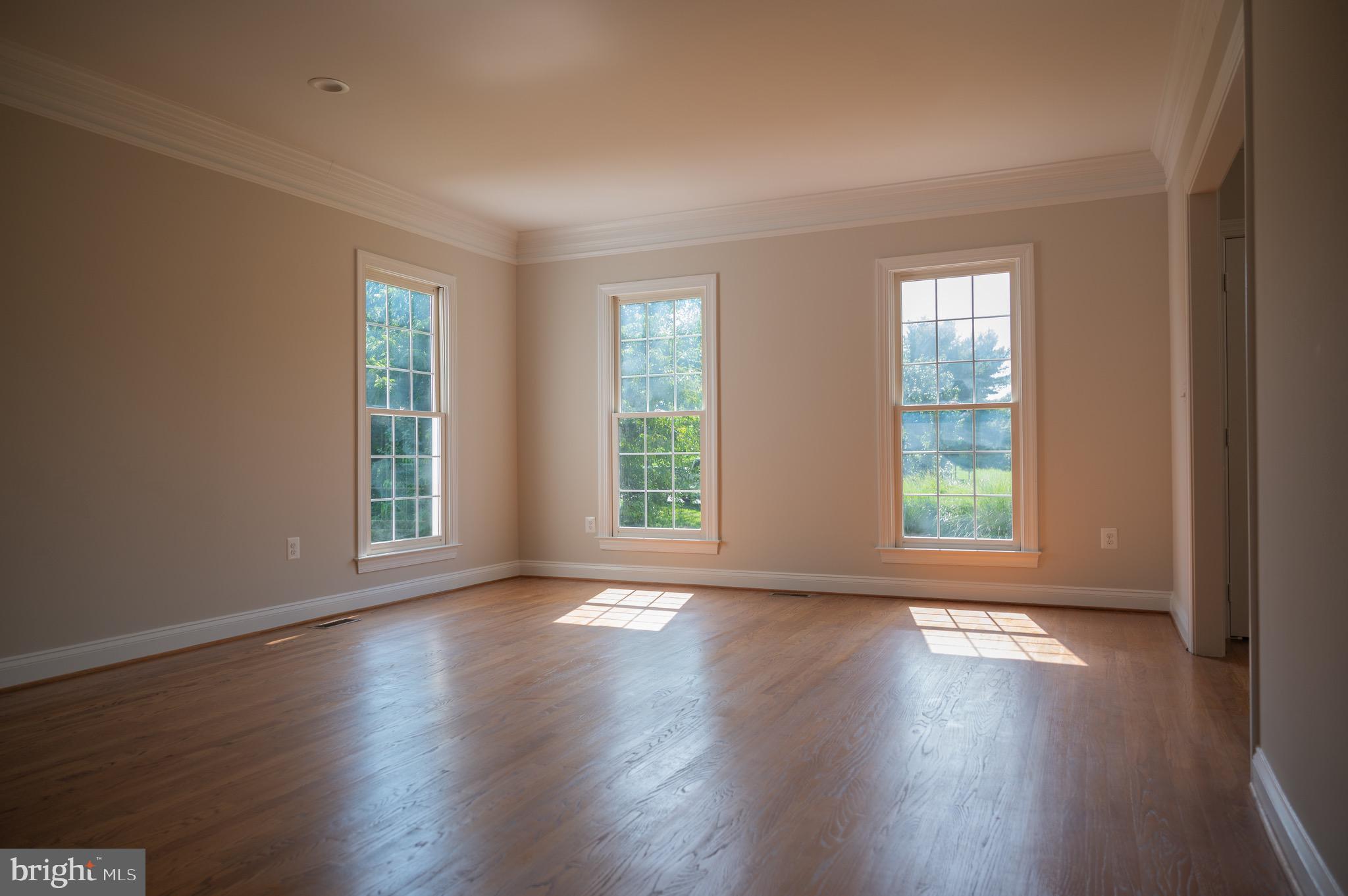 CASCADES ESTATES - Residential