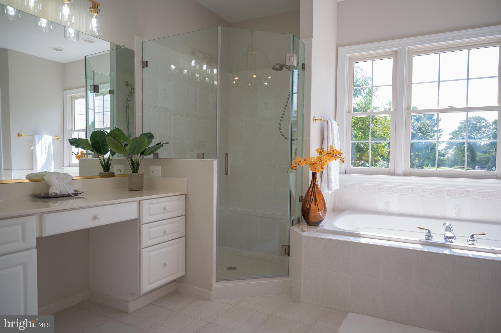 CASCADES ESTATES - Residential