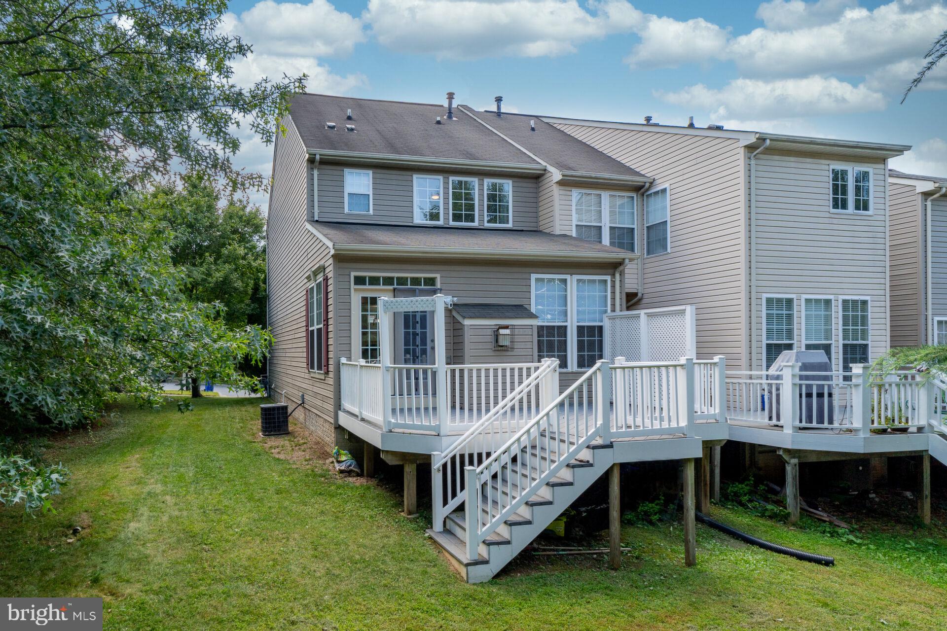 WAVERLY WOODS - Residential