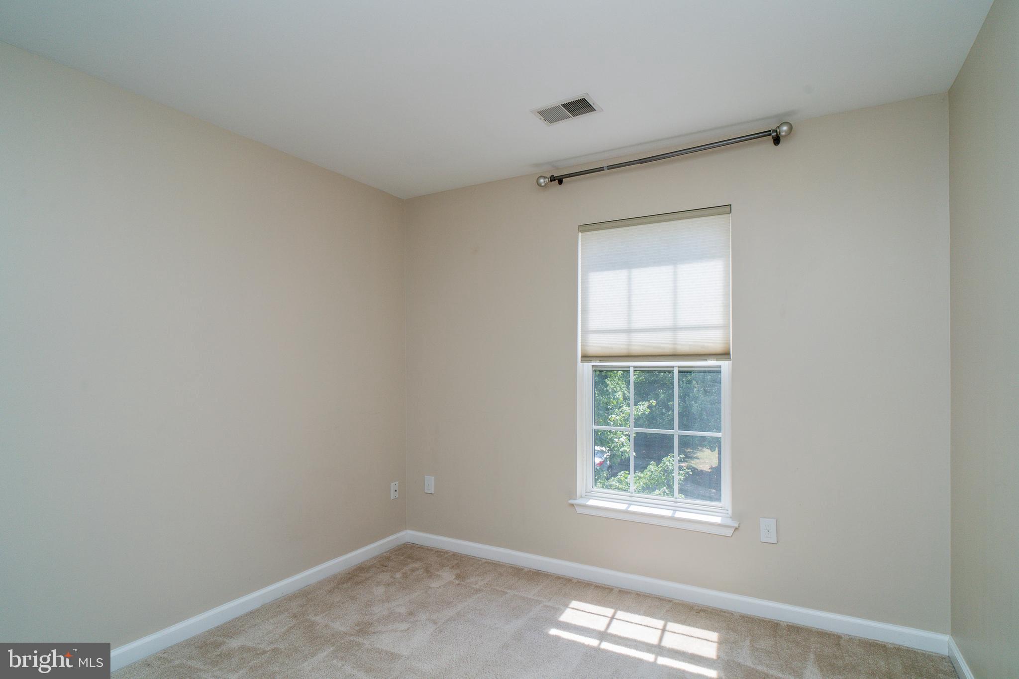 WAVERLY WOODS - Residential