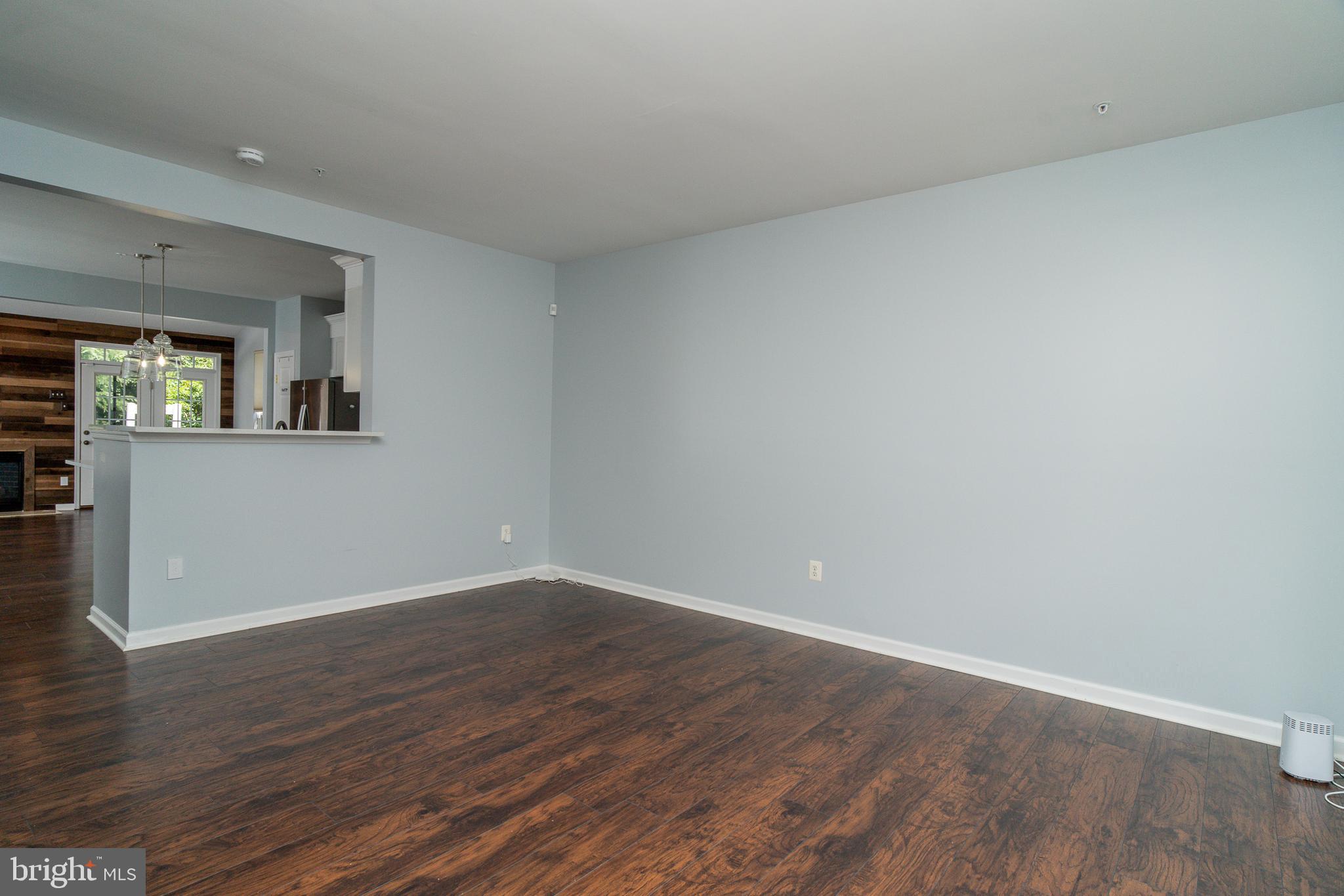 WAVERLY WOODS - Residential