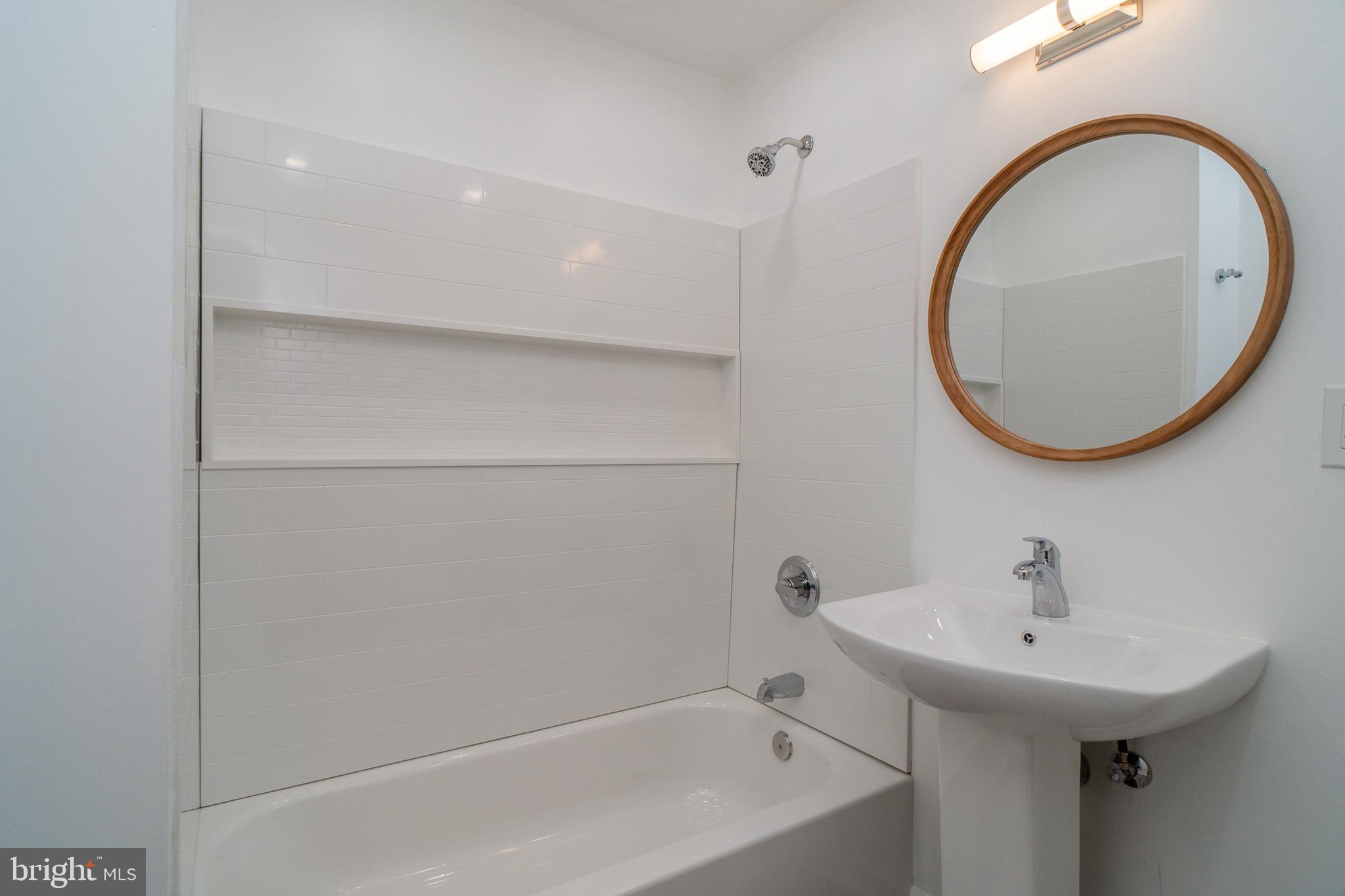 WAVERLY WOODS - Residential