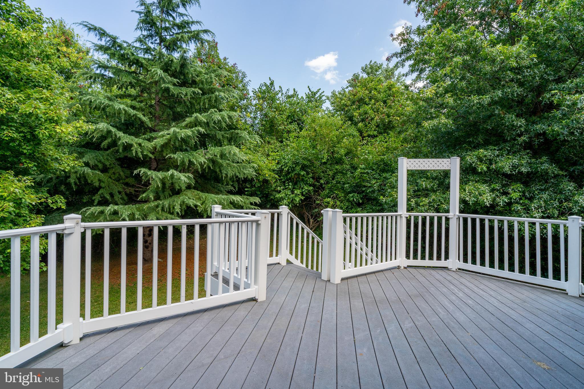 WAVERLY WOODS - Residential