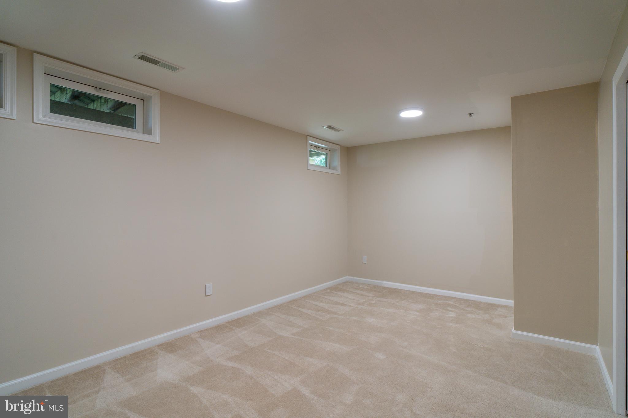 WAVERLY WOODS - Residential