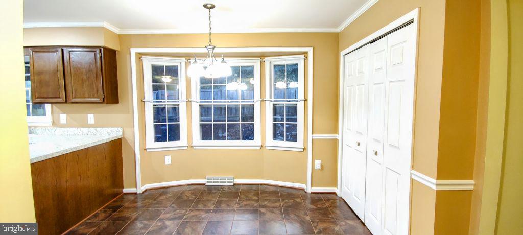 LAKEWOOD HILLS - Residential