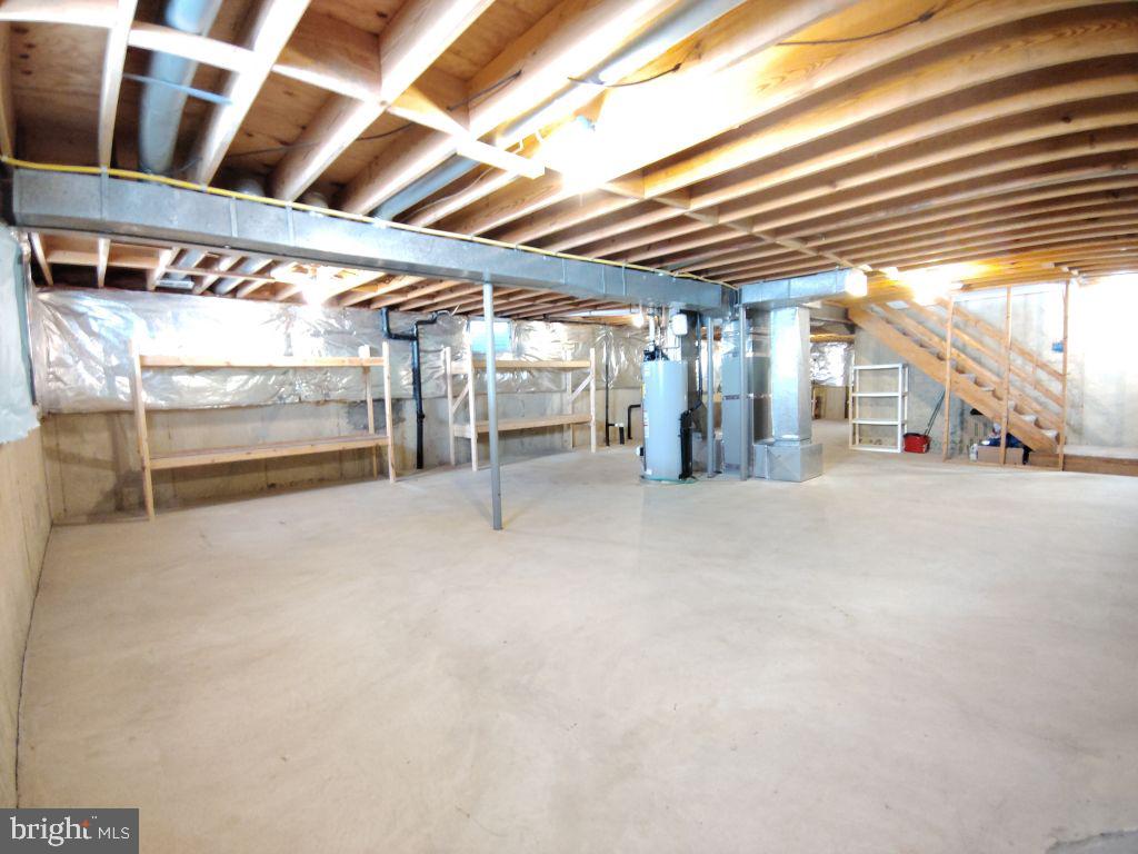 LAKEWOOD HILLS - Residential