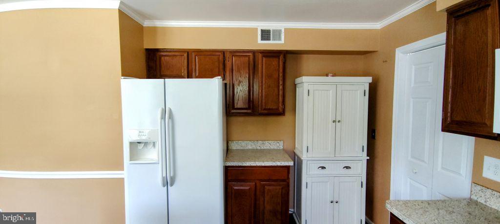 LAKEWOOD HILLS - Residential