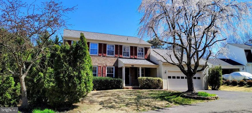 Welcome home!!! This property checks all the boxes and is a MUST SEE for discerning buyers looking to
get the most out of living / working in NoVA and the greater DC metro. A thoughtfully updated sunny
Colonial, the home is a rare find nestled on a cozy cul-de-sac / pipestem. Prospective buyers will love the
convenient commuting options – whether traveling via the Metro/Slug lots that are within a short distance
or choosing to drive  30-minute along expressways to DC and Chantilly offices. An open 1,198 SF
basement serves as a perfect recreational / hobby / exercise space. For those that prefer to be outdoors,
the neighborhood includes an open-field park and walking paths, or you can take a short drive to beautiful
Burke Lake Park and SYC youth sports fields. Families with little ones will appreciate the proximity of TOT
preschool and being within the highly desired Orange Hunt/Irving/West Springfield school boundaries. Fort Belvoir Community Hospital, PX and Commissary and outstanding MWR resources are an easy  15-
minute drive. Updates include – decorative molding and wainscotting, custom designed bathrooms,
kitchen, paint, and hardwood and tile flooring. Reach out for a showing today before this great property is gone!