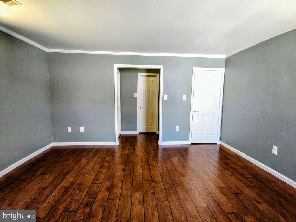 LAKEWOOD HILLS - Residential