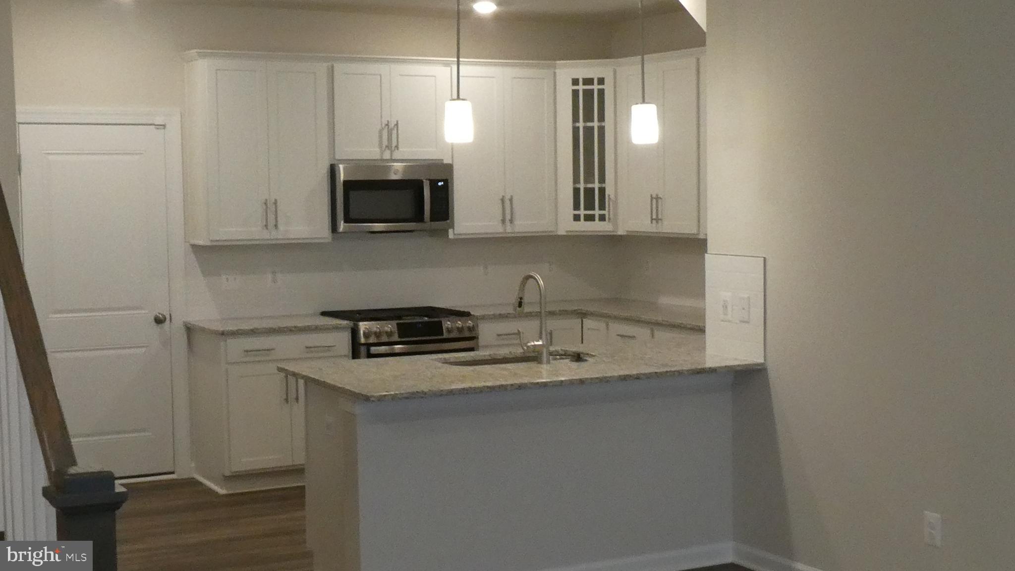 POTOMAC TOWN CENTER - Residential Lease