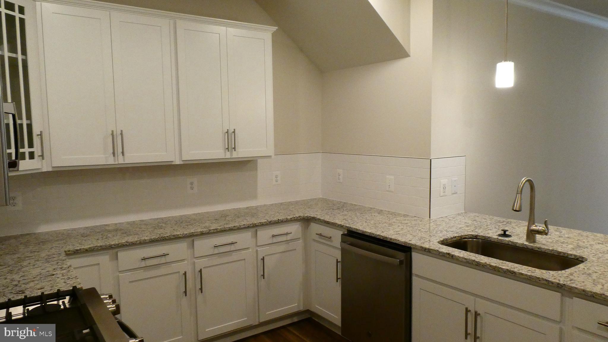 POTOMAC TOWN CENTER - Residential Lease