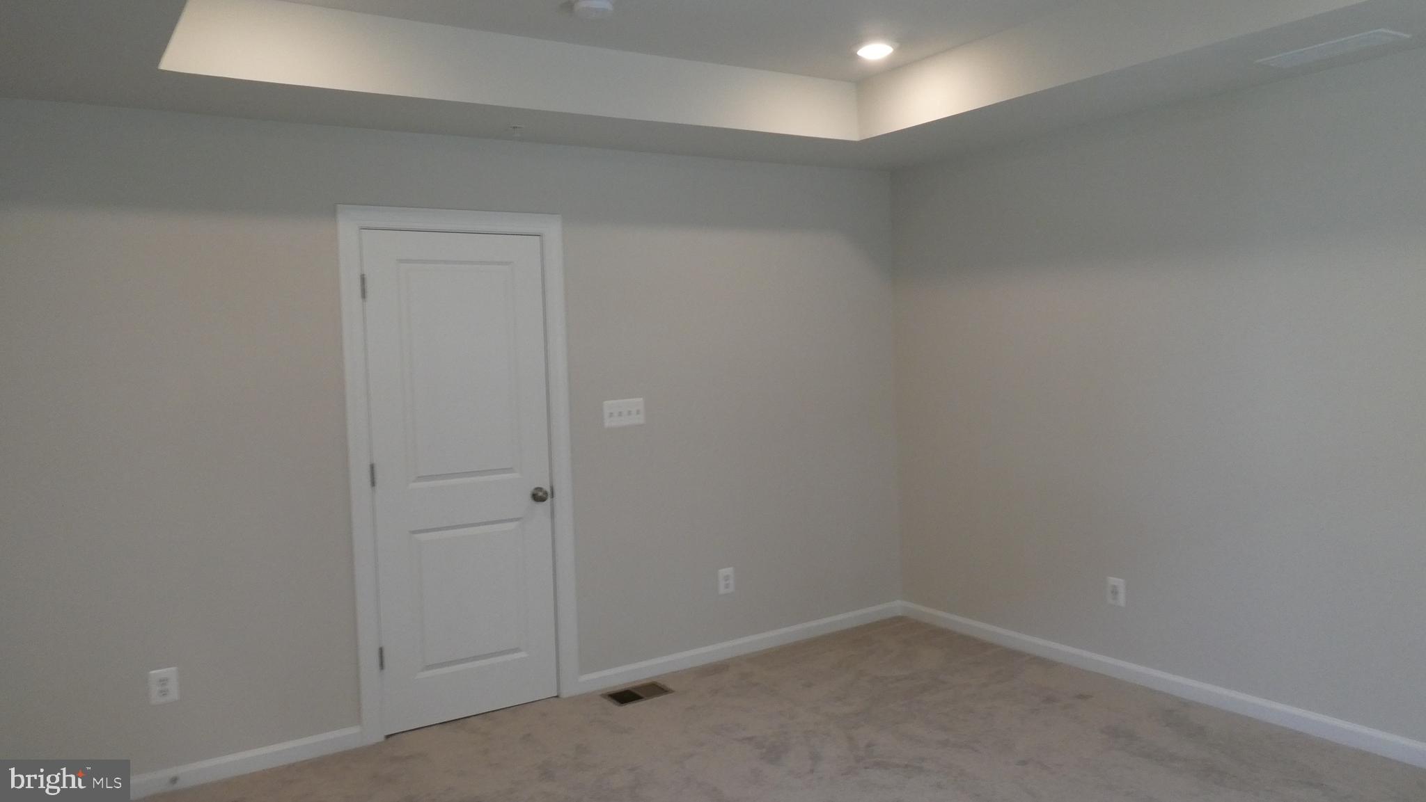 POTOMAC TOWN CENTER - Residential Lease