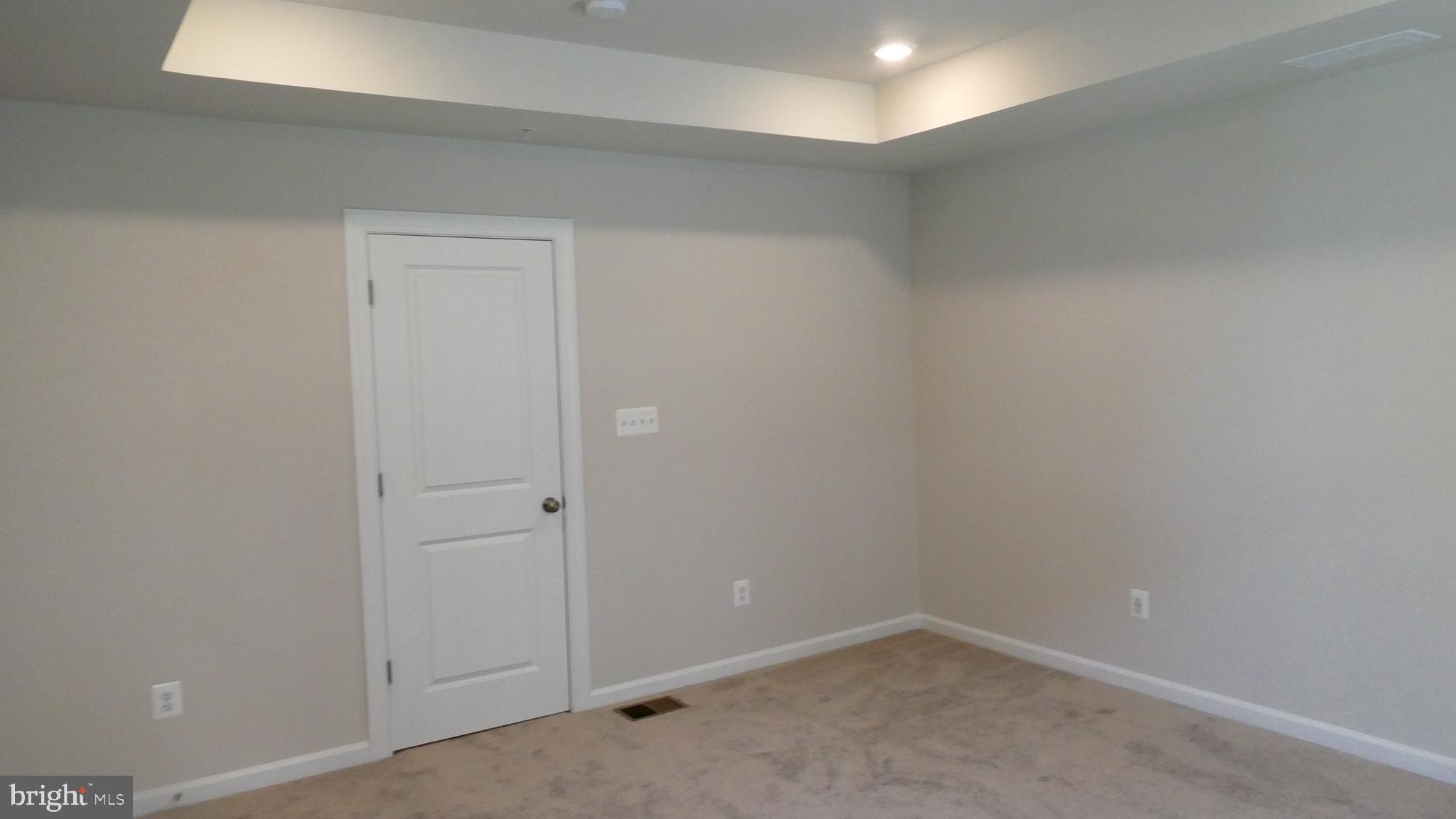 POTOMAC TOWN CENTER - Residential Lease