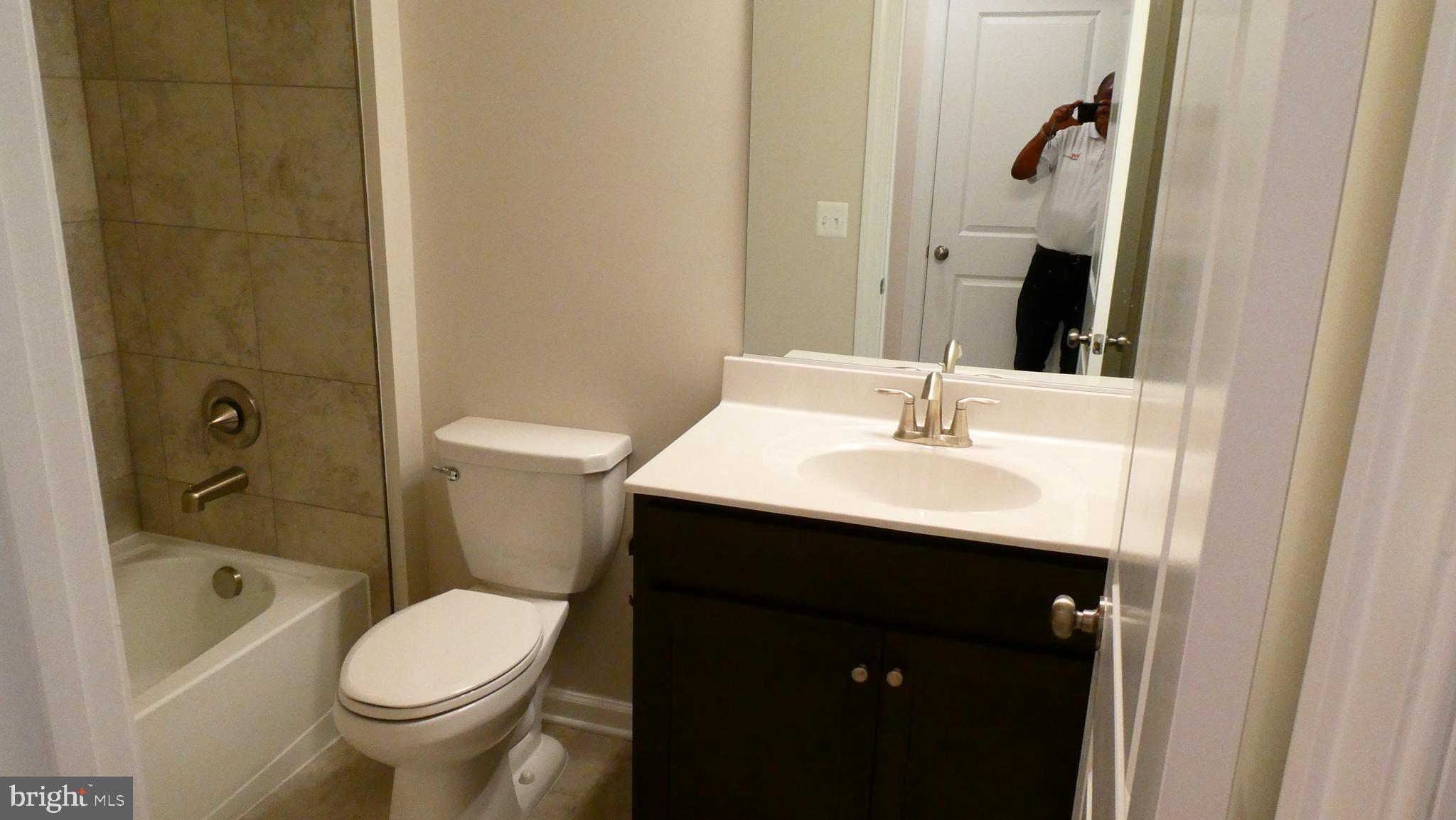 POTOMAC TOWN CENTER - Residential Lease