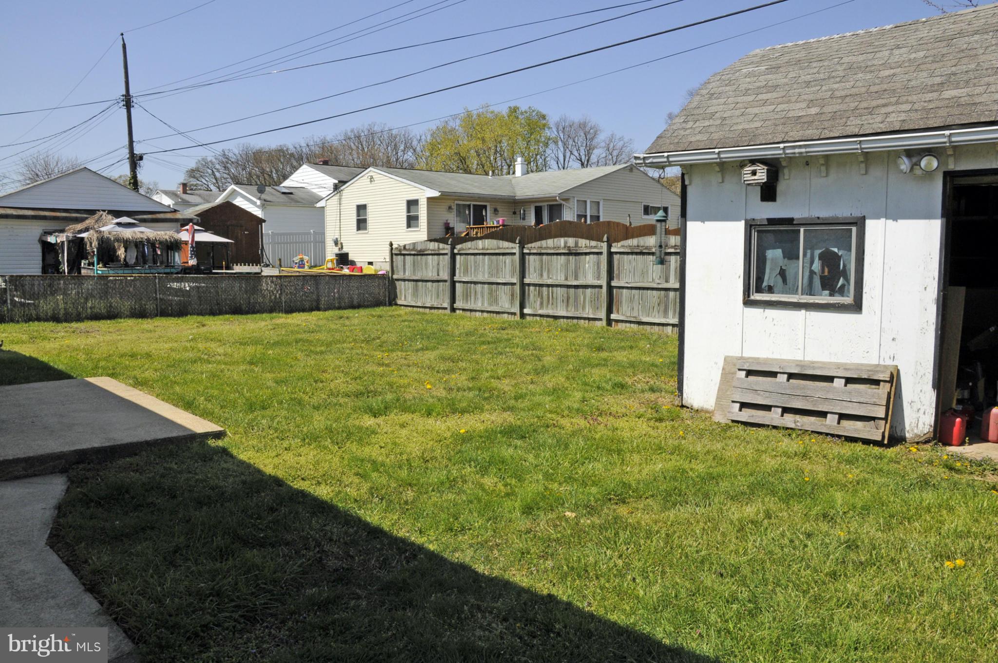 MUNROE GARDENS - Residential