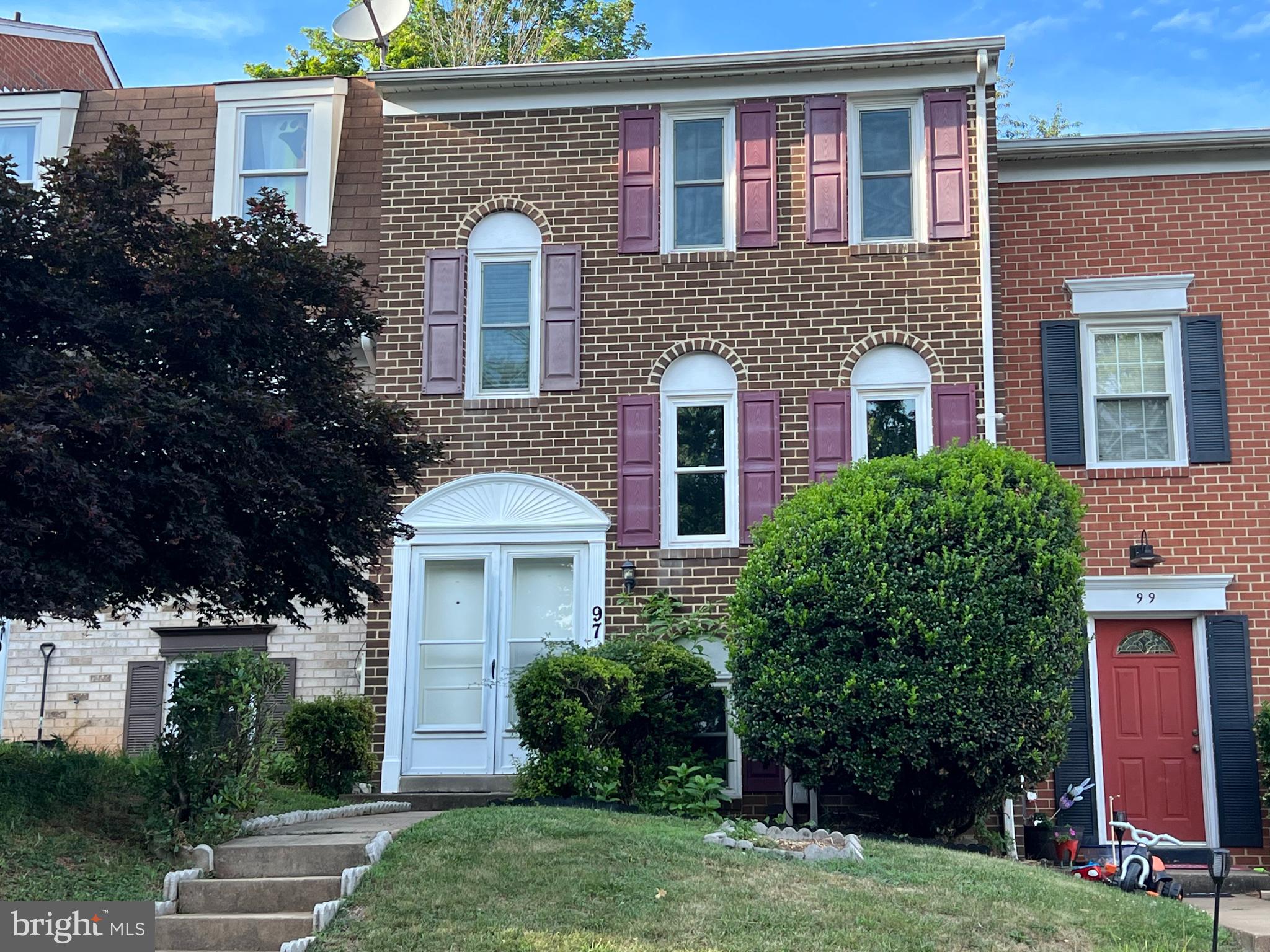 FRIENDLY ACRES - Residential