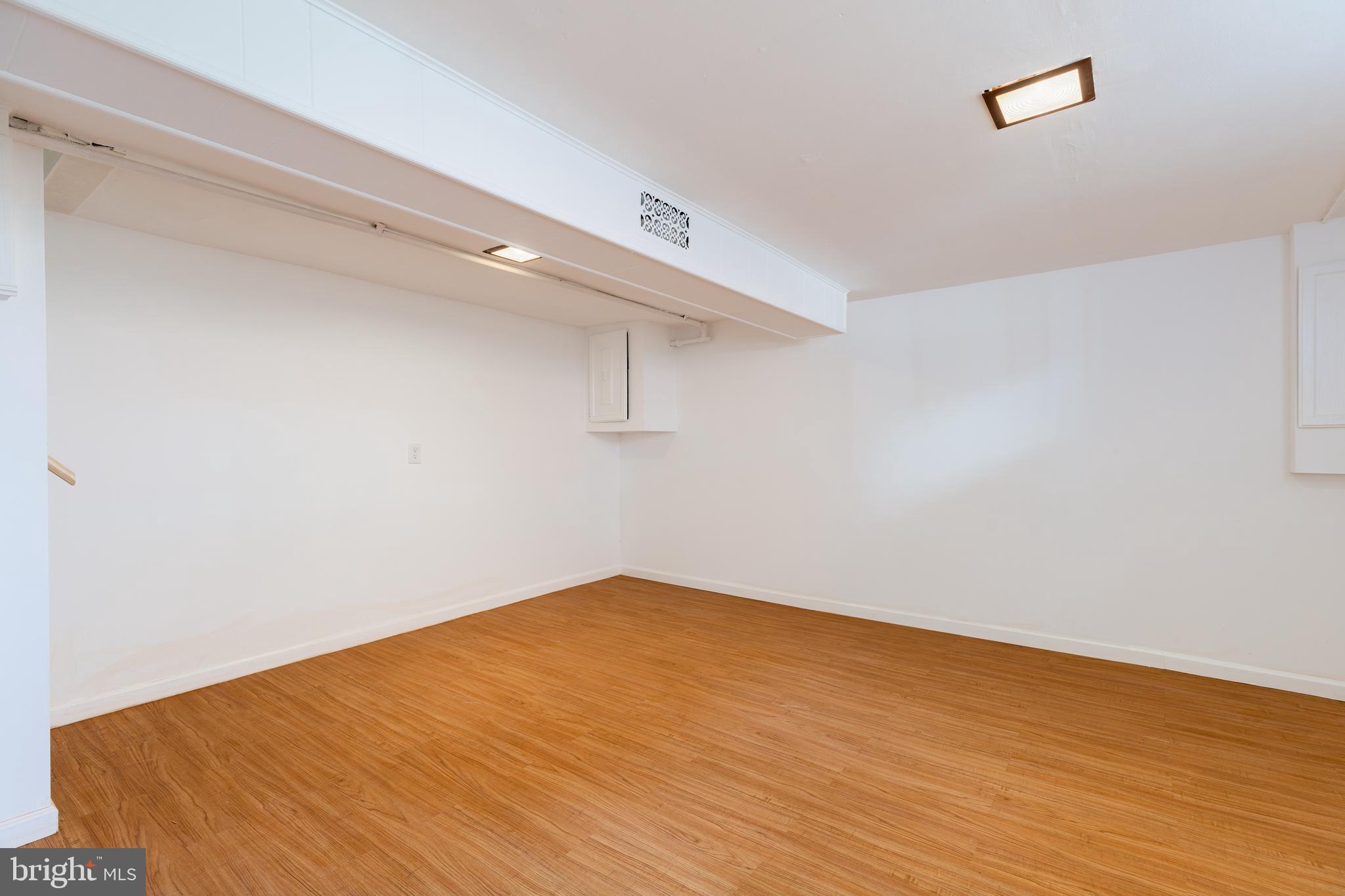 FRANKFORD - Residential