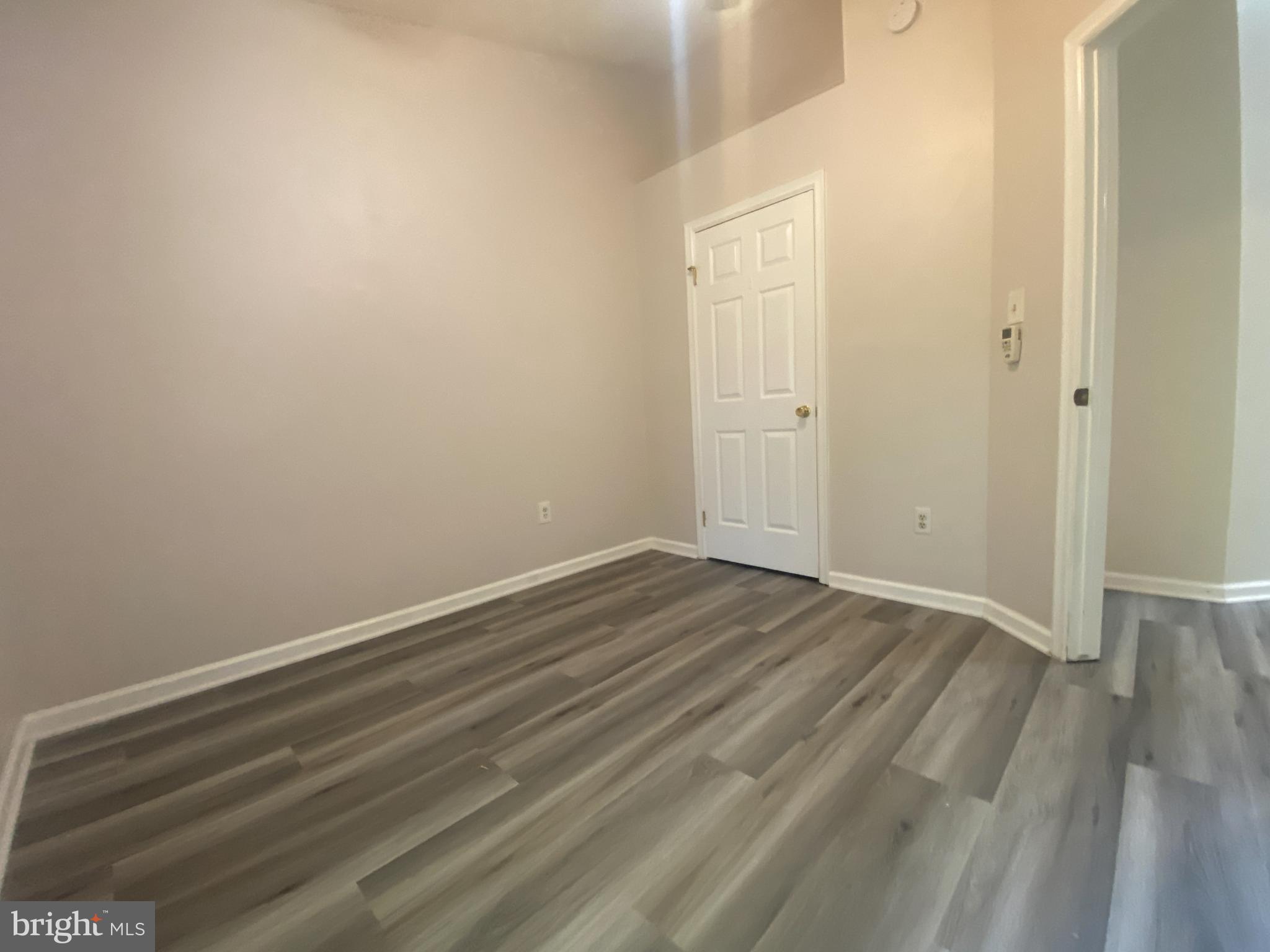 GUNNERS LAKE VILLAGE - Residential Lease