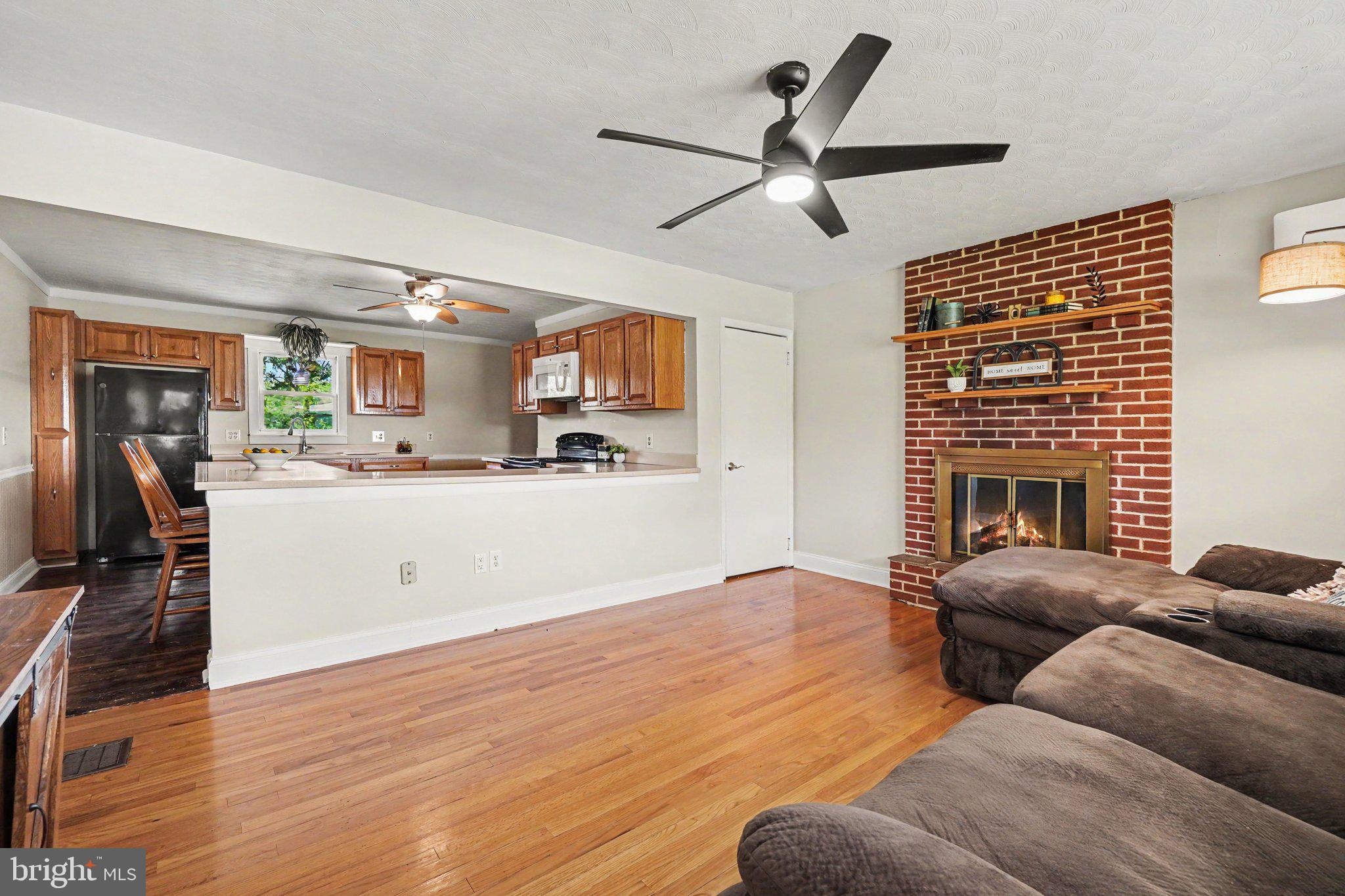 2612 MIDDLE RIDGE ROAD