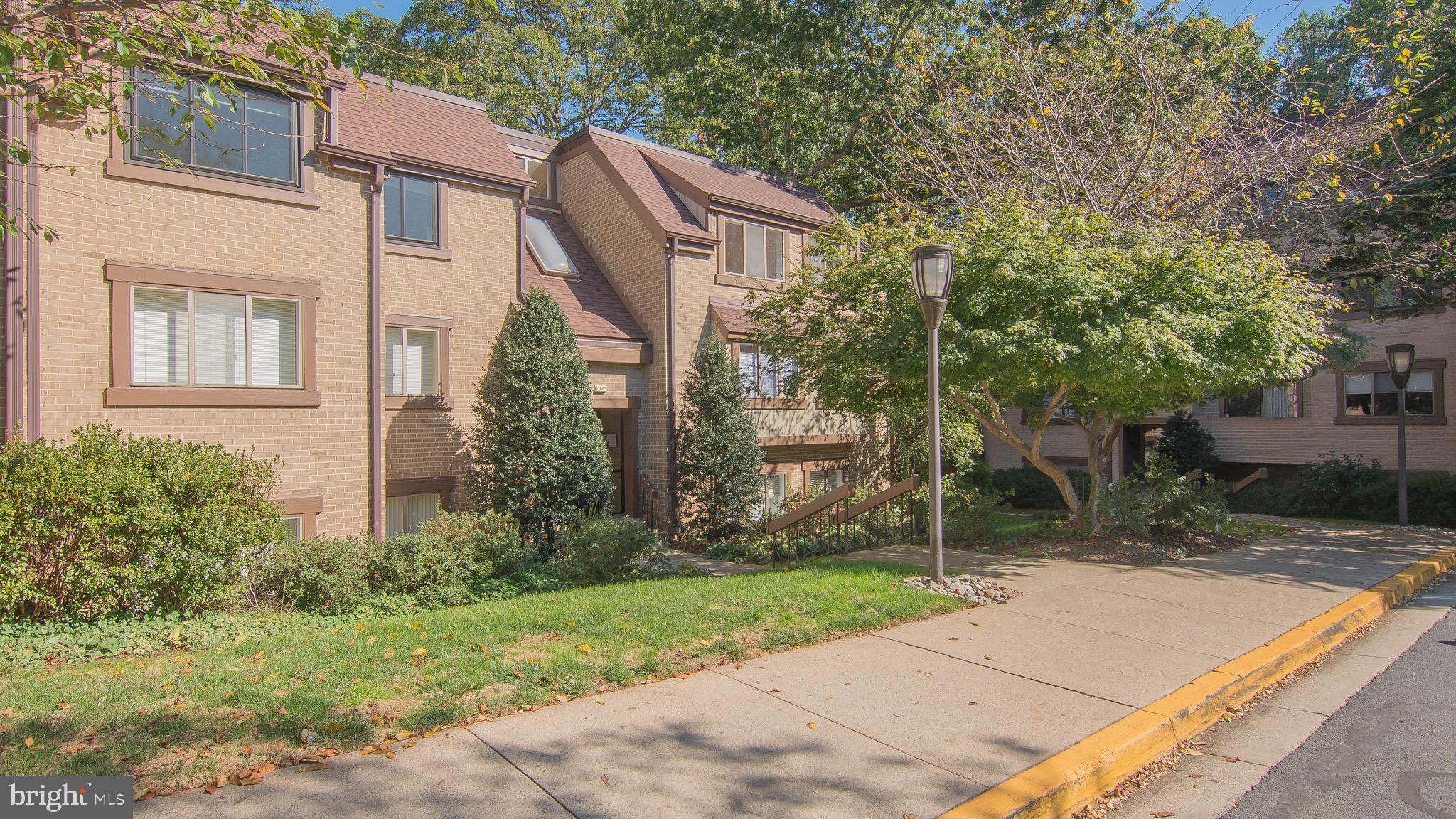 BENTANA PARK - Residential Lease